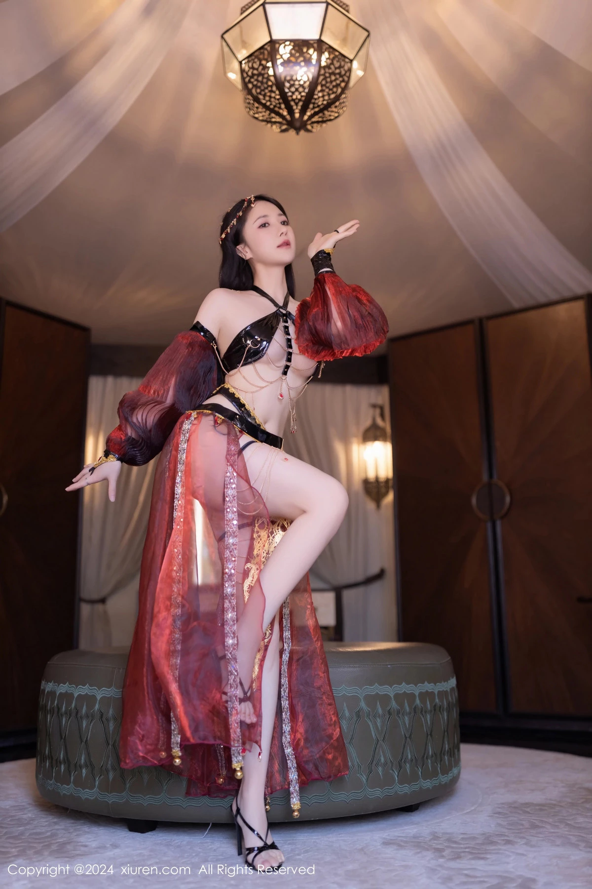 [XiuRen秀人网] 2024.06.28 No.8778 鱼子酱Fish 舞娘装扮 [80P] NO.12