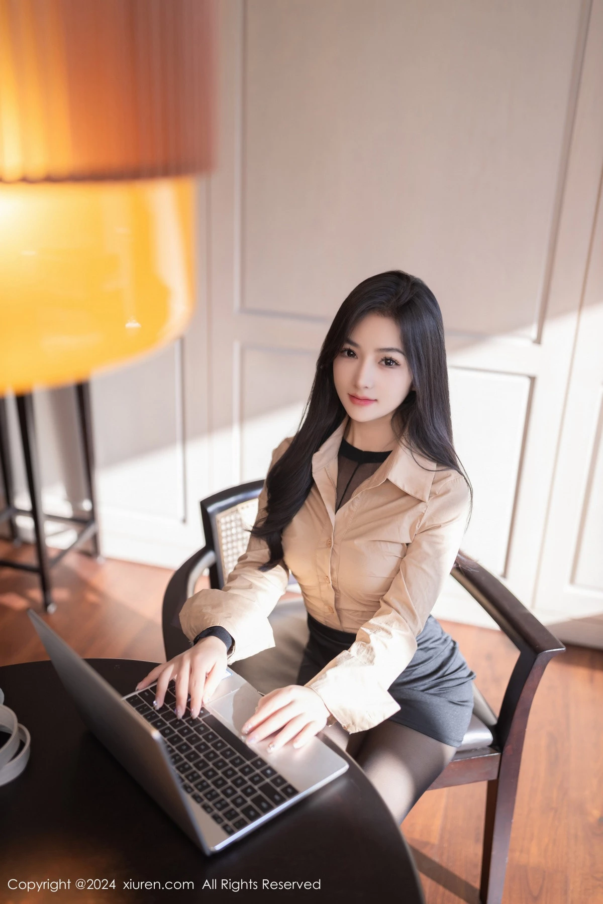 [XiuRen秀人网] 2024.07.10 No.8835 谭小灵 黑丝美腿 [80P] NO.2