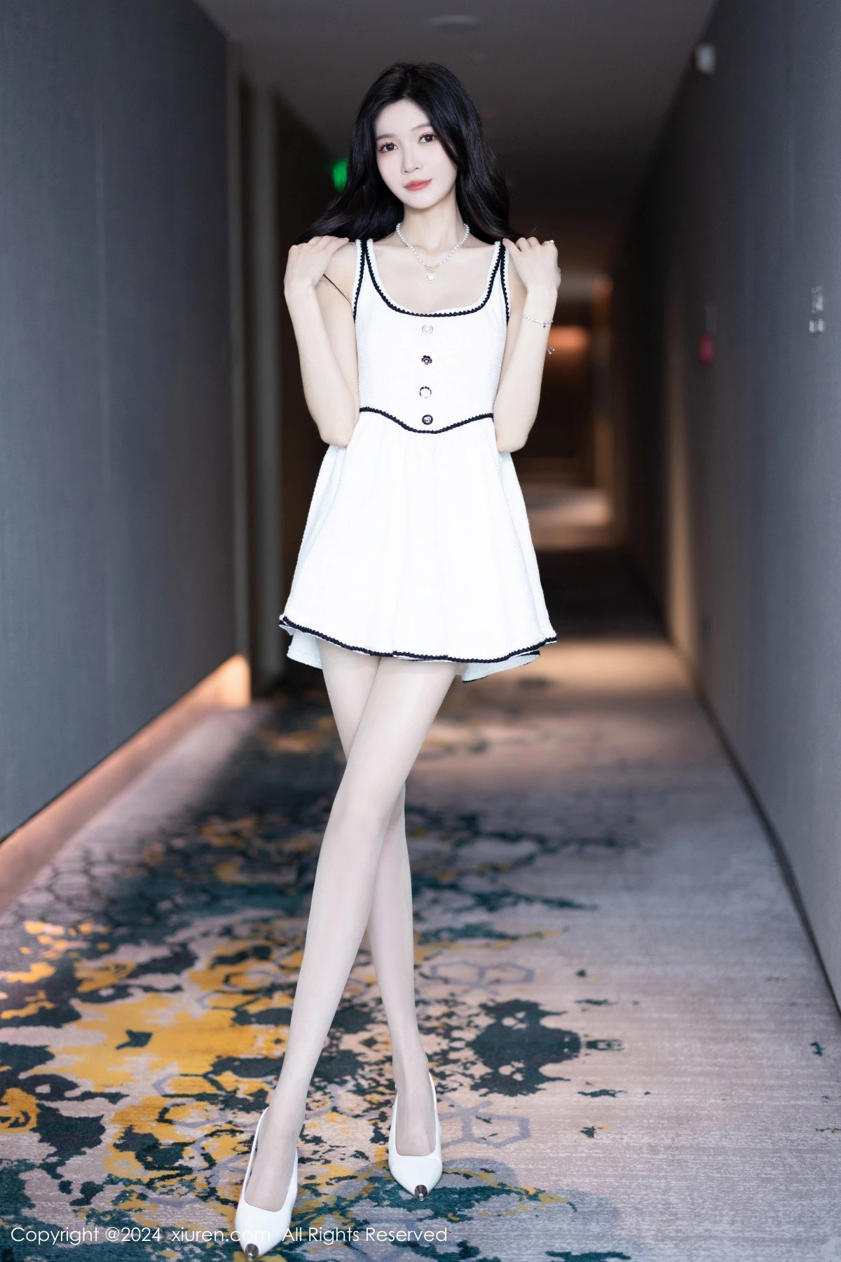 [XiuRen秀人网] 2024.07.15 No.8861 程程程- 丝袜美腿 [83P] NO.2