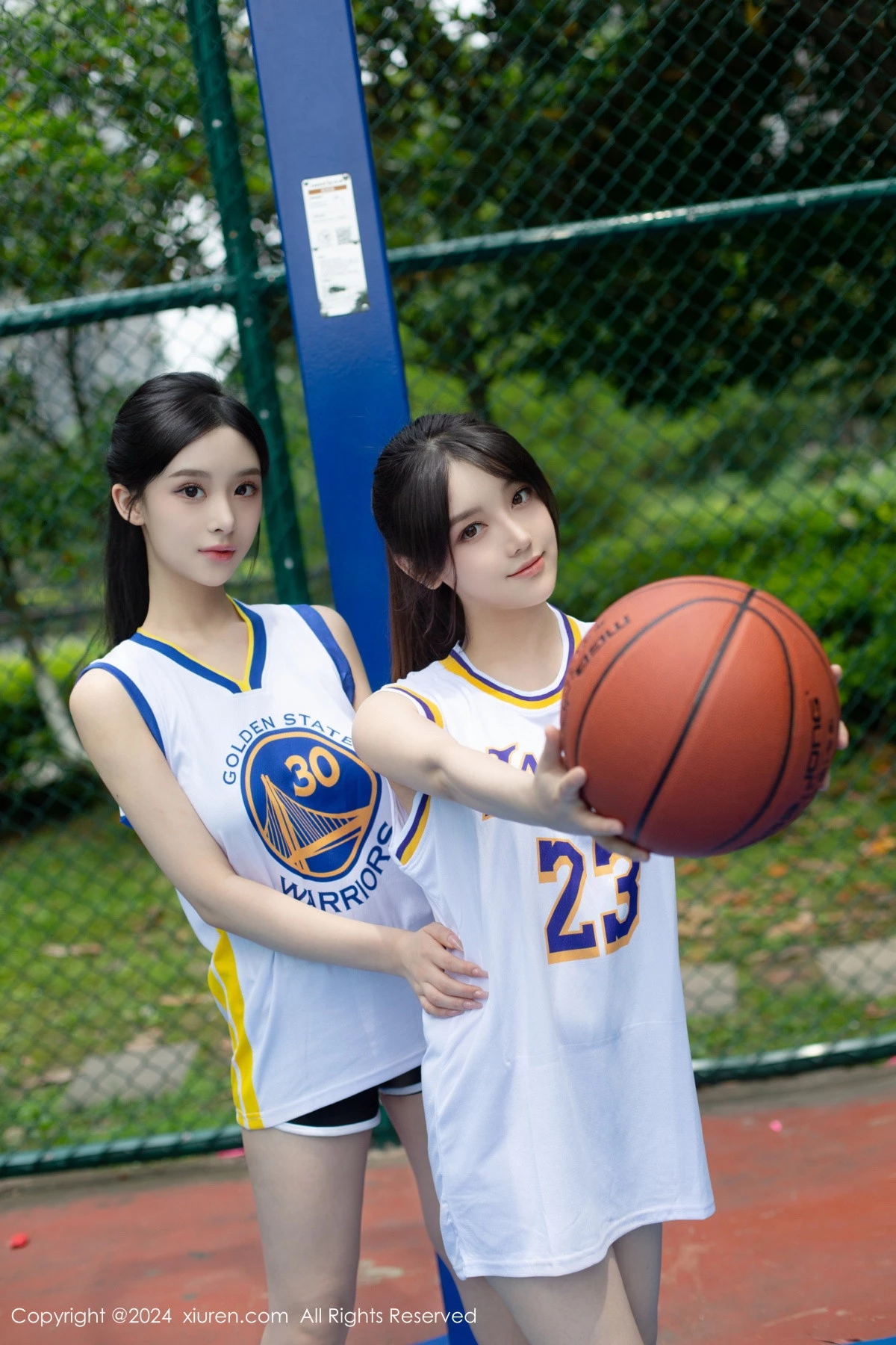 [XiuRen秀人网] 2024.06.21 No.8744 豆瓣酱 模特合集 [83P] NO.8