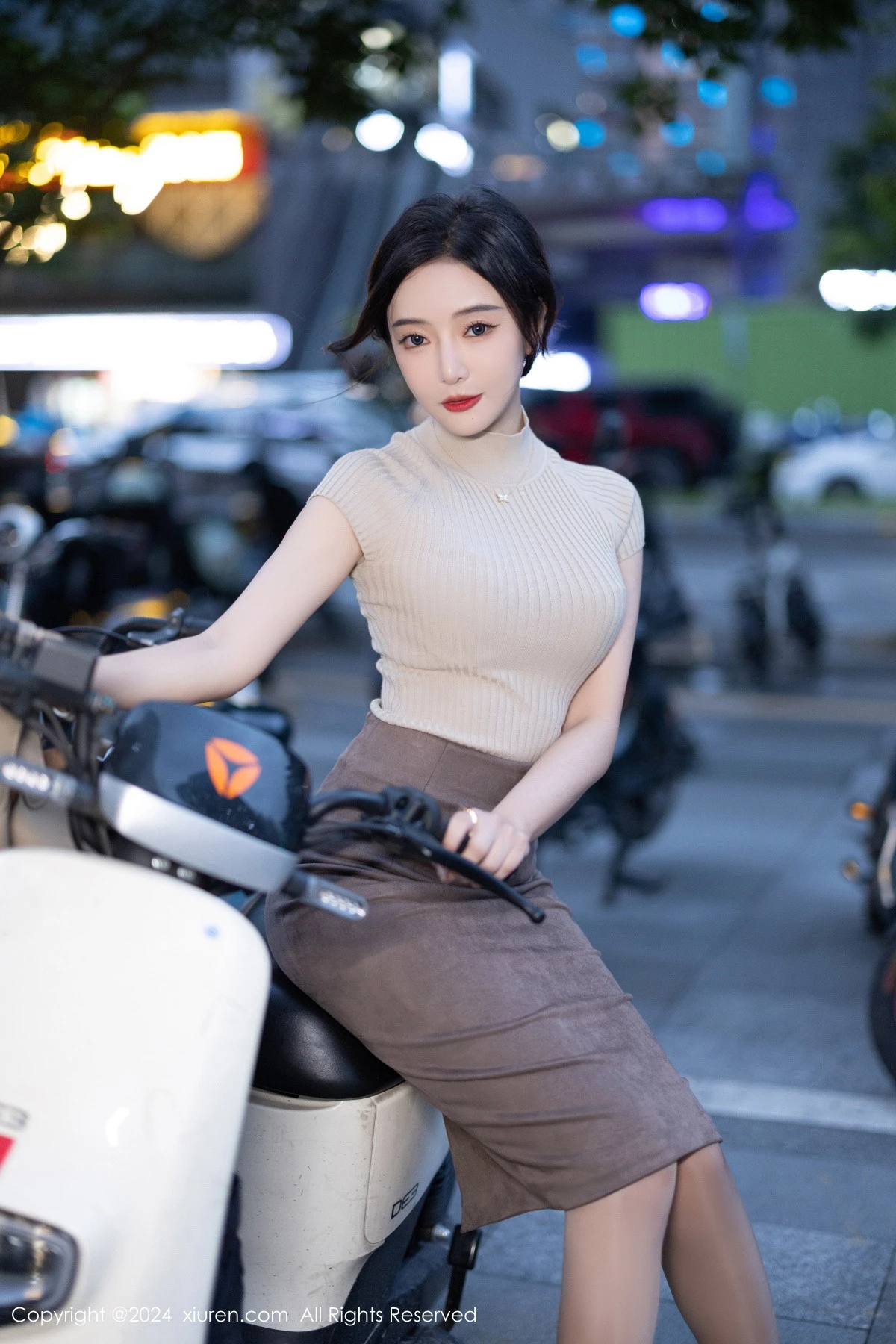 [XiuRen秀人网] 2024.06.21 No.8741 王馨瑶yanni 丝袜美腿 [80P] NO.9