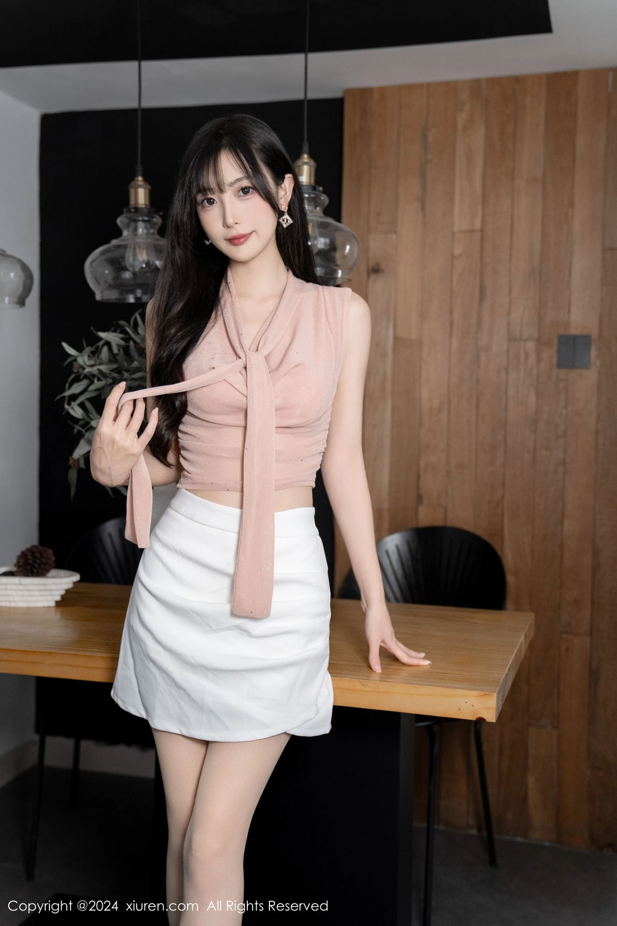 [XiuRen秀人网] 2024.08.07 No.8980 林星阑 丝袜美腿 [102P] NO.8