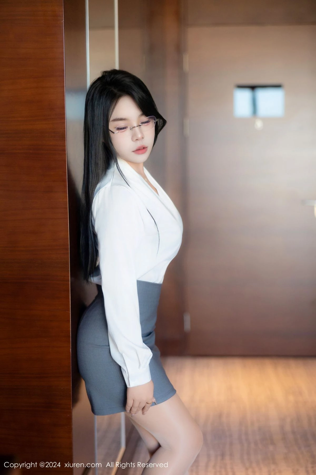 [XiuRen秀人网] 2024.08.09 No.8989 麦田 丝袜美腿 [83P] NO.2