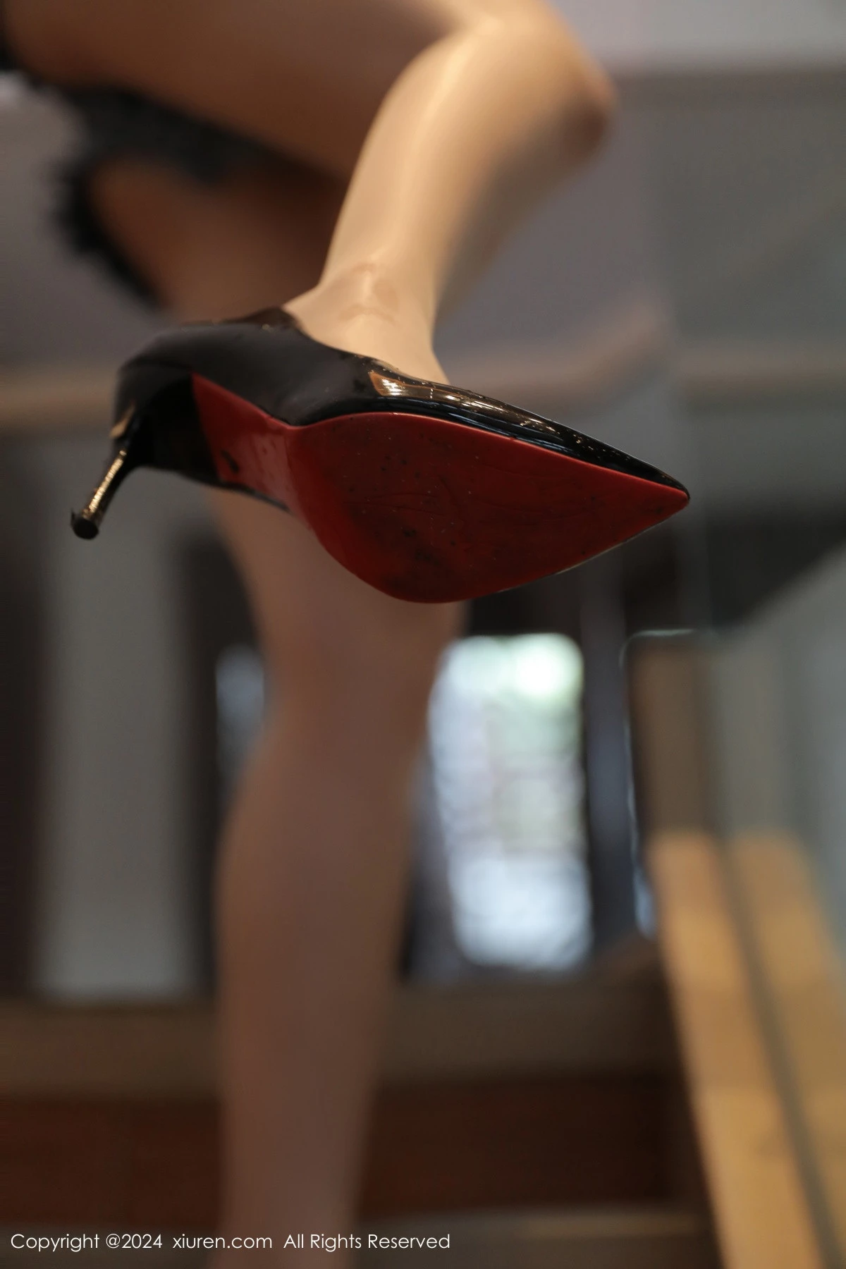 [XiuRen秀人网] 2024.08.13 No.9008 蛋蛋宝 丝袜美腿 [84P] NO.9