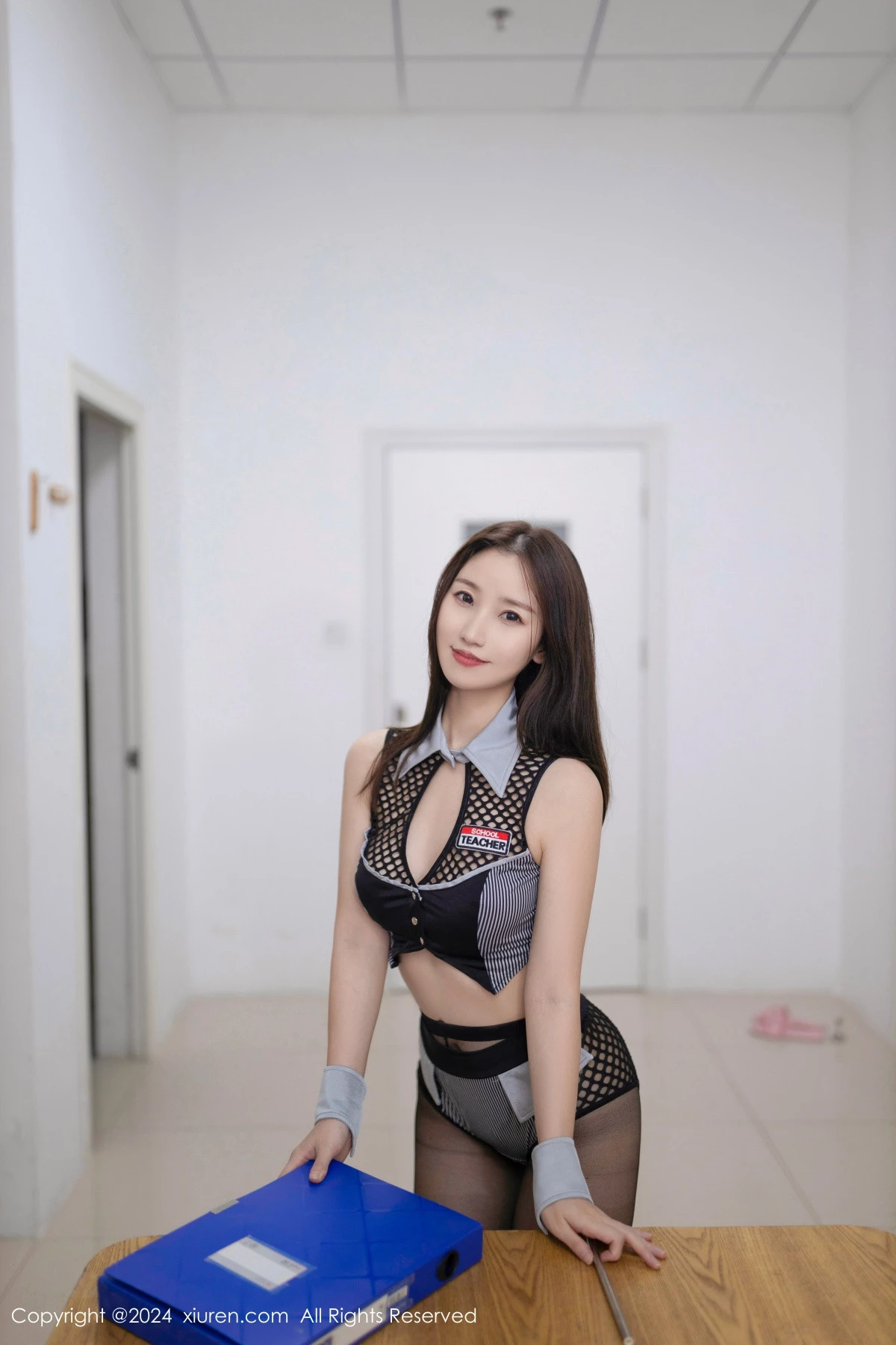 [XiuRen秀人网] 2024.08.14 No.9013 杏子Yada 黑丝美腿 [81P] NO.4