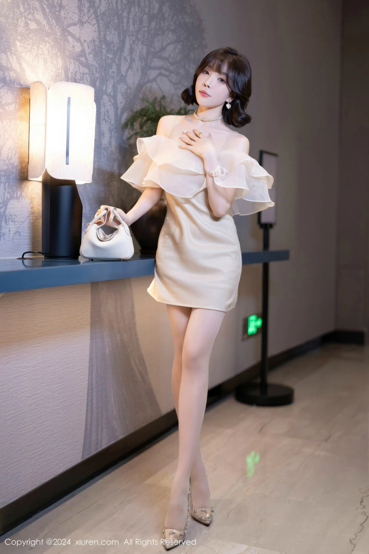 [XiuRen秀人网] 2024.07.25 No.8917 徐莉芝Booty 丝袜美腿 [90P] NO.12