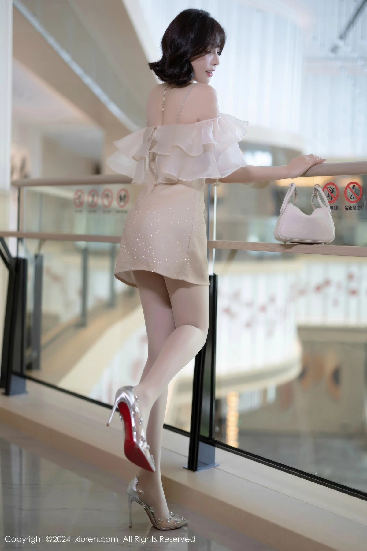 [XiuRen秀人网] 2024.07.25 No.8917 徐莉芝Booty 丝袜美腿 [90P] NO.7