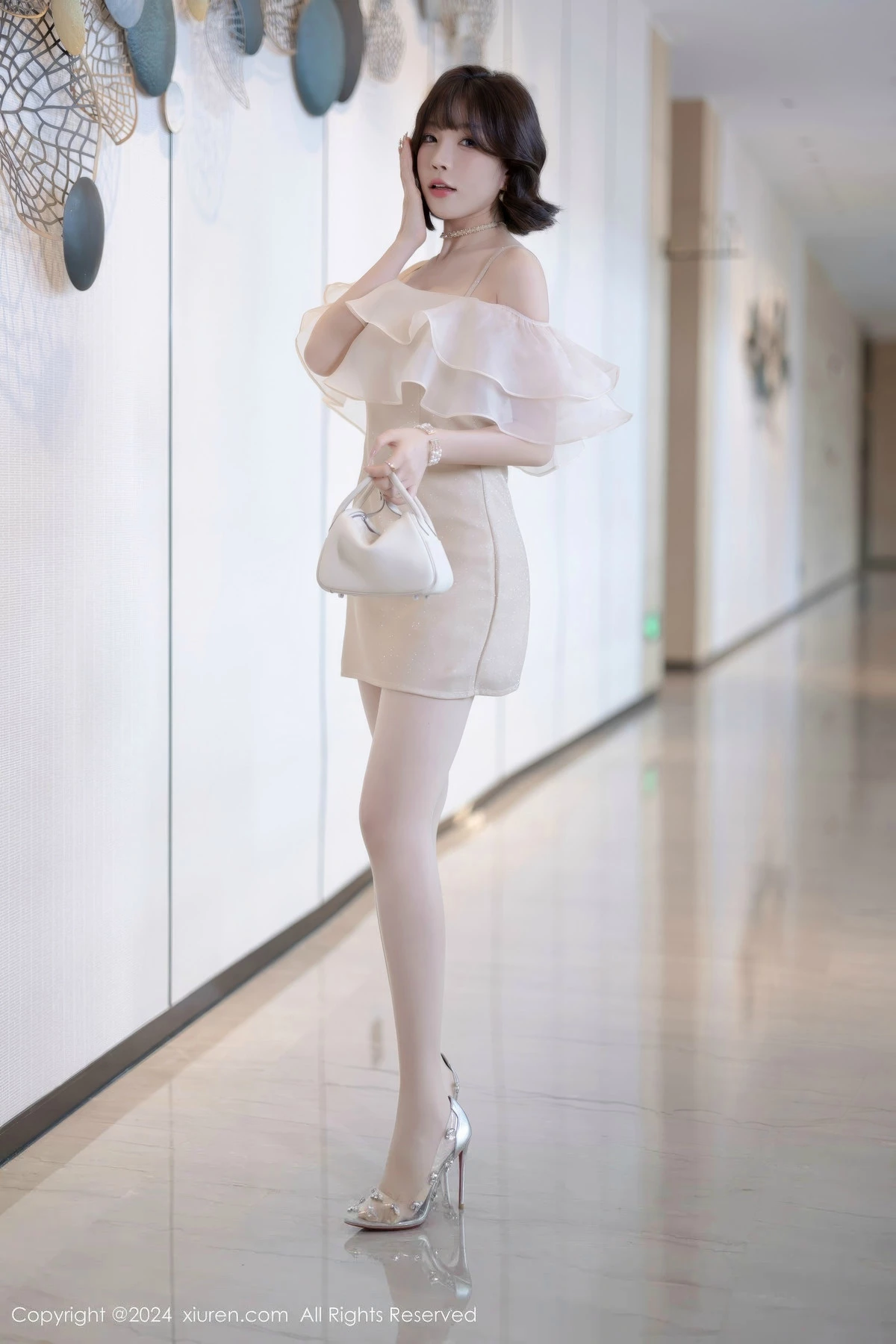 [XiuRen秀人网] 2024.07.25 No.8917 徐莉芝Booty 丝袜美腿 [90P] NO.2