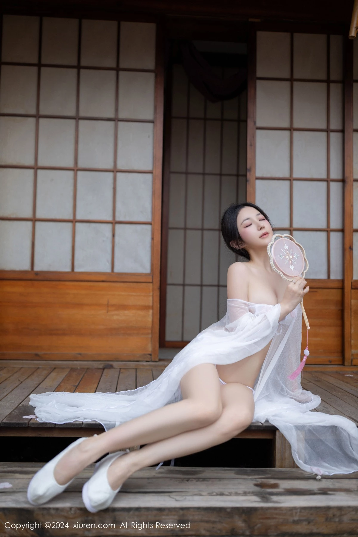 [XiuRen秀人网] 2024.07.26 No.8927 鱼子酱Fish 美腿性感 [80P] NO.10