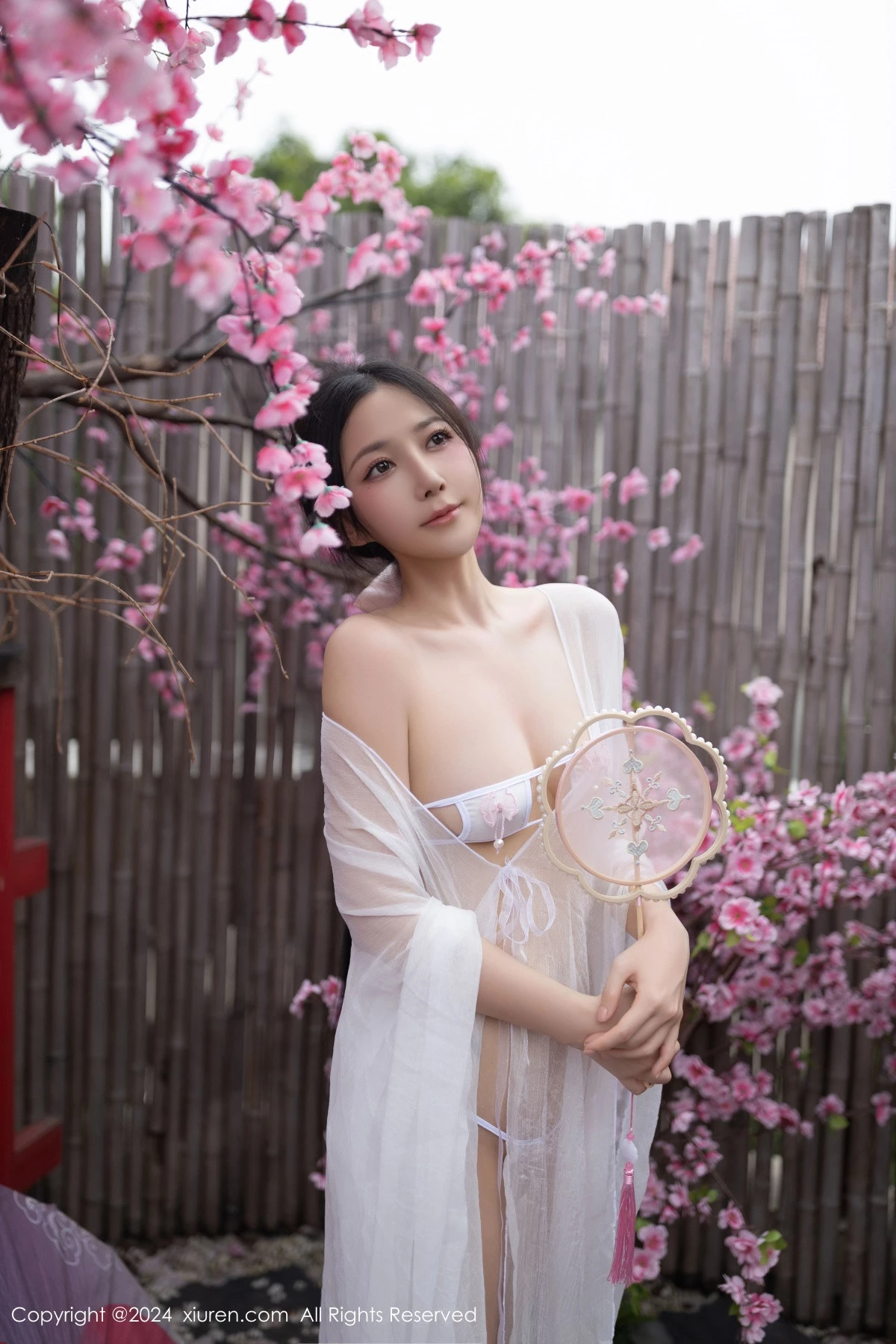 [XiuRen秀人网] 2024.07.26 No.8927 鱼子酱Fish 美腿性感 [80P] NO.3