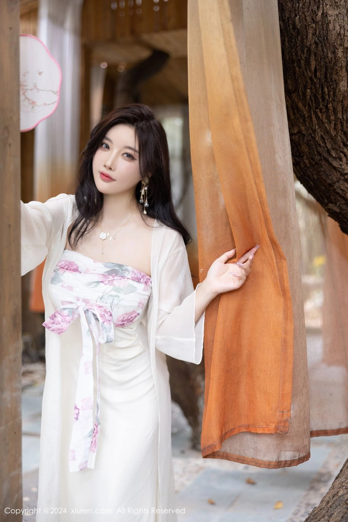 [XiuRen秀人网] 2024.07.26 No.8926 杨晨晨Yome 丝袜美腿 [80P] NO.1