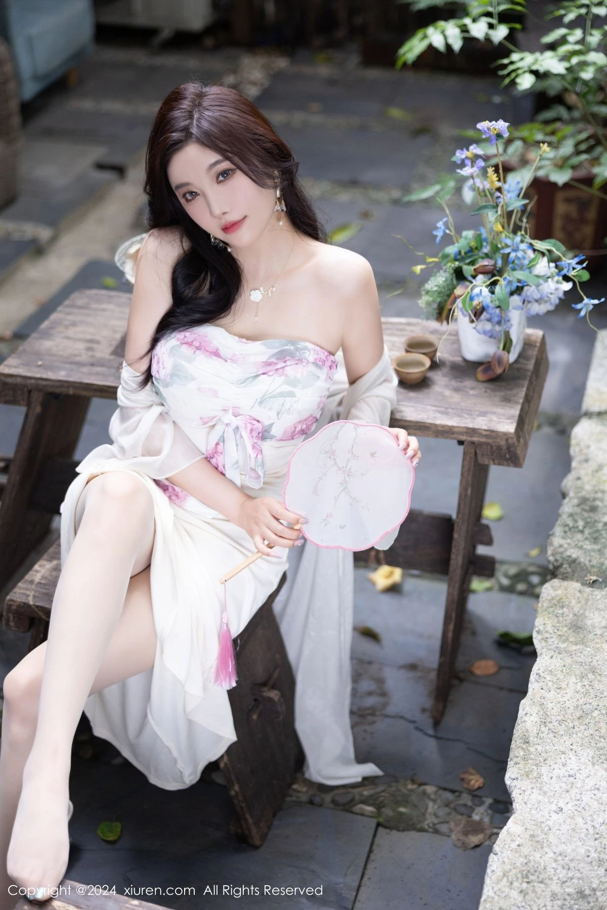 [XiuRen秀人网] 2024.07.26 No.8926 杨晨晨Yome 丝袜美腿 [80P] NO.10