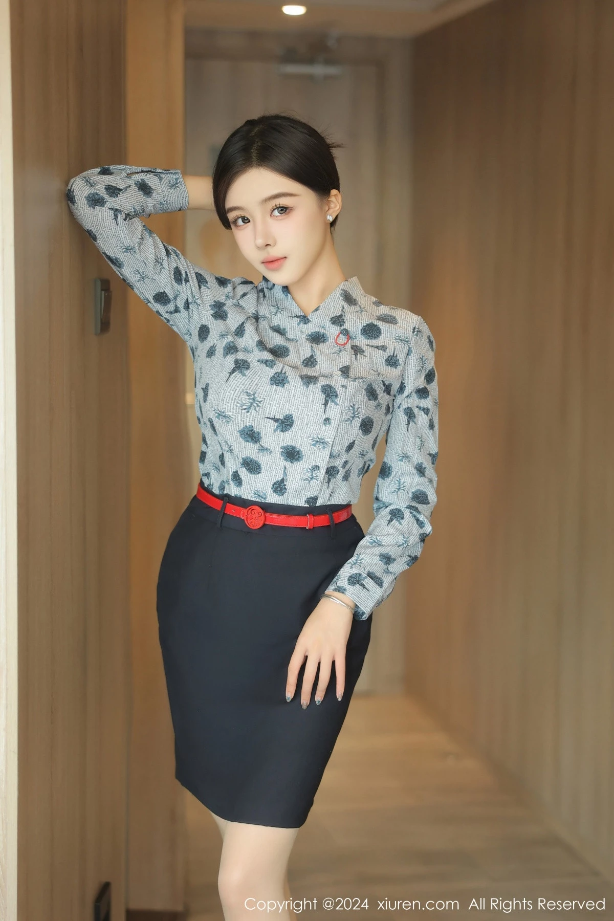 [XiuRen秀人网] 2024.07.26 No.8919 袁圆 制服新人 [84P] NO.1