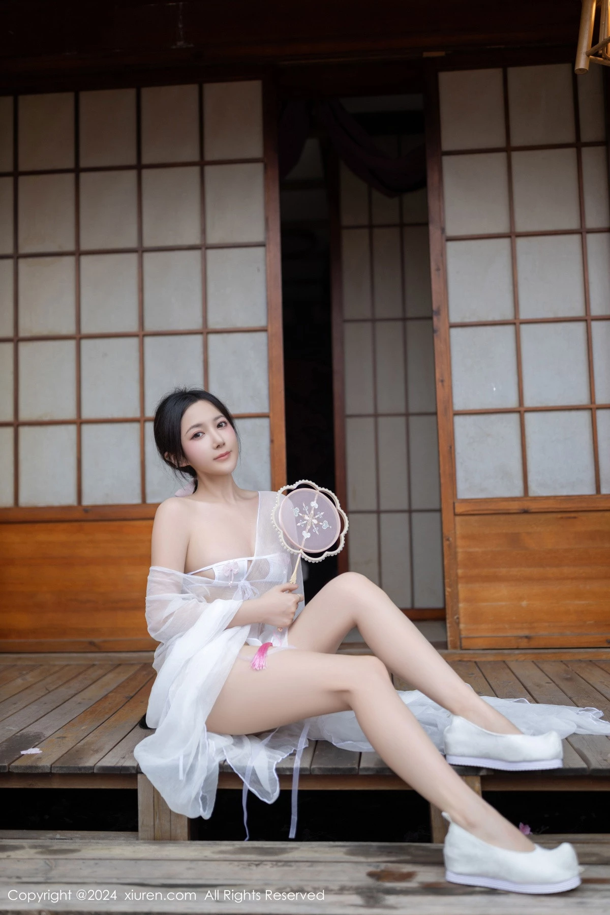 [XiuRen秀人网] 2024.07.26 No.8927 鱼子酱Fish 美腿性感 [80P] NO.6