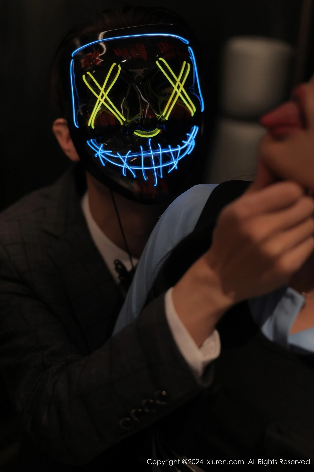 [XiuRen秀人网] 2024.08.27 No.9071 麦田 黑丝美腿 [87P] NO.9