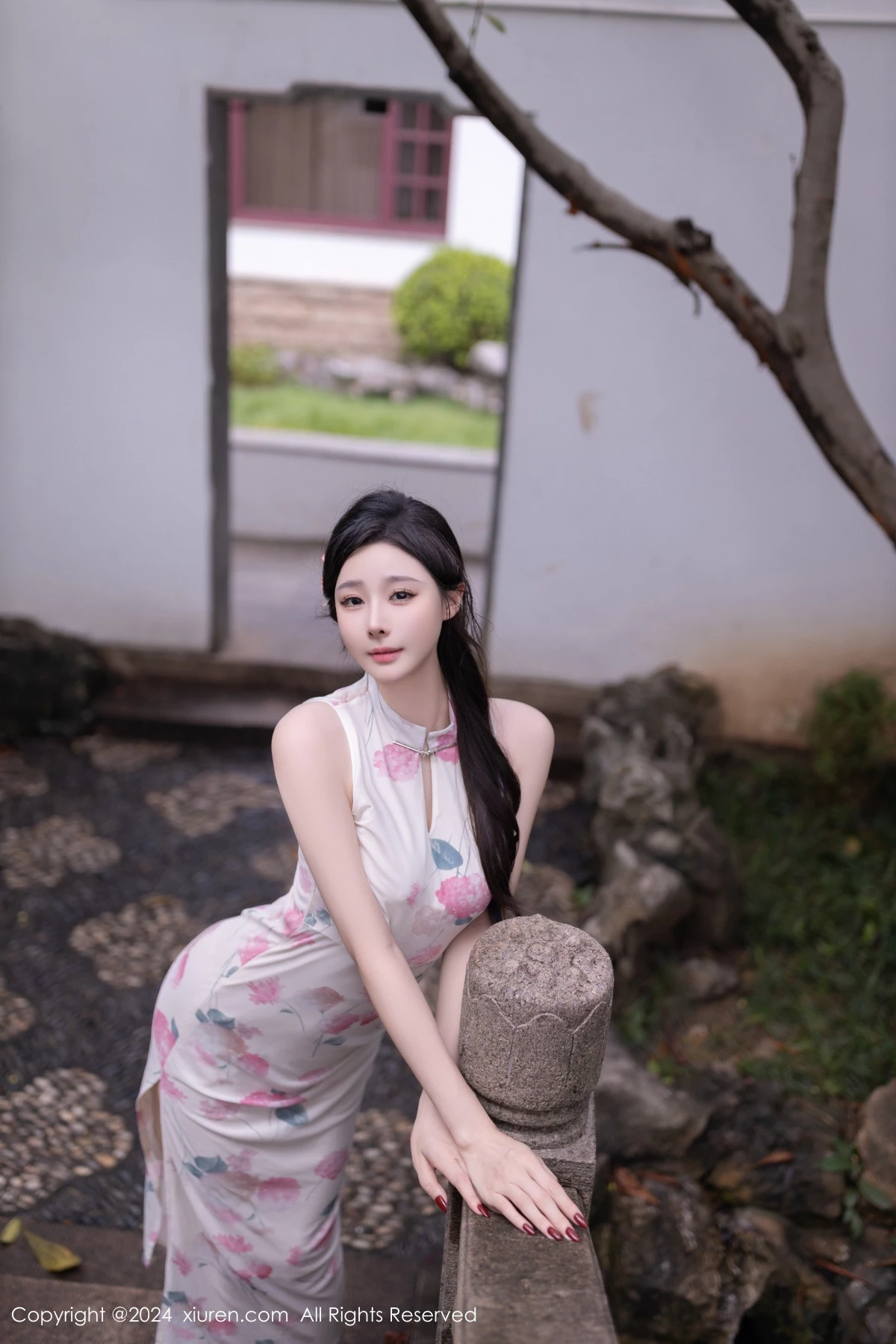 [XiuRen秀人网] 2024.08.29 No.9087 小逗逗 丝袜美腿 [79P] NO.1