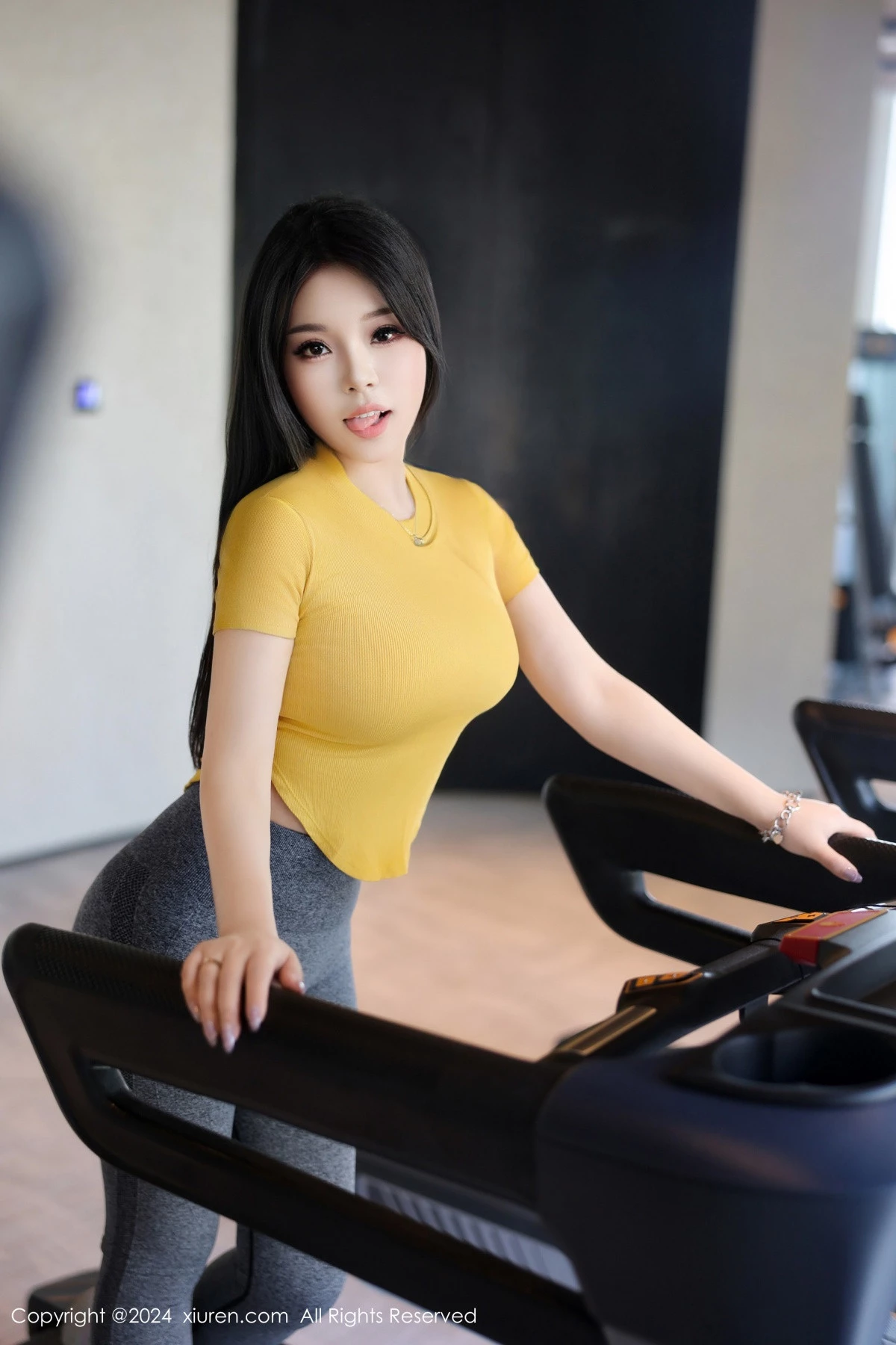 [XiuRen秀人网] 2024.09.05 No.9117 麦田 健身房场景 [88P] NO.2