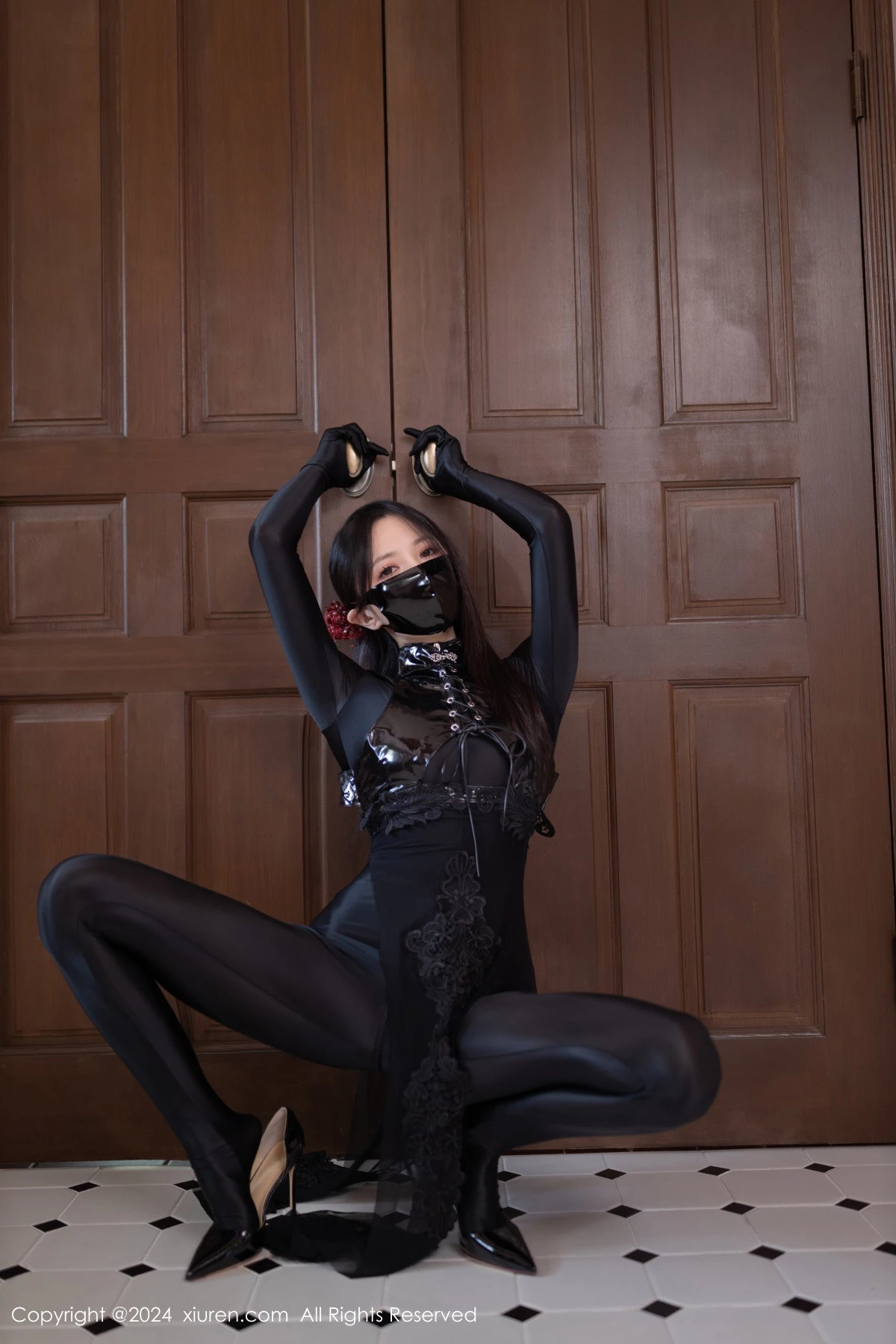 [XiuRen秀人网] 2024.09.06 No.9125 鱼子酱Fish 美腿性感 [80P] NO.5