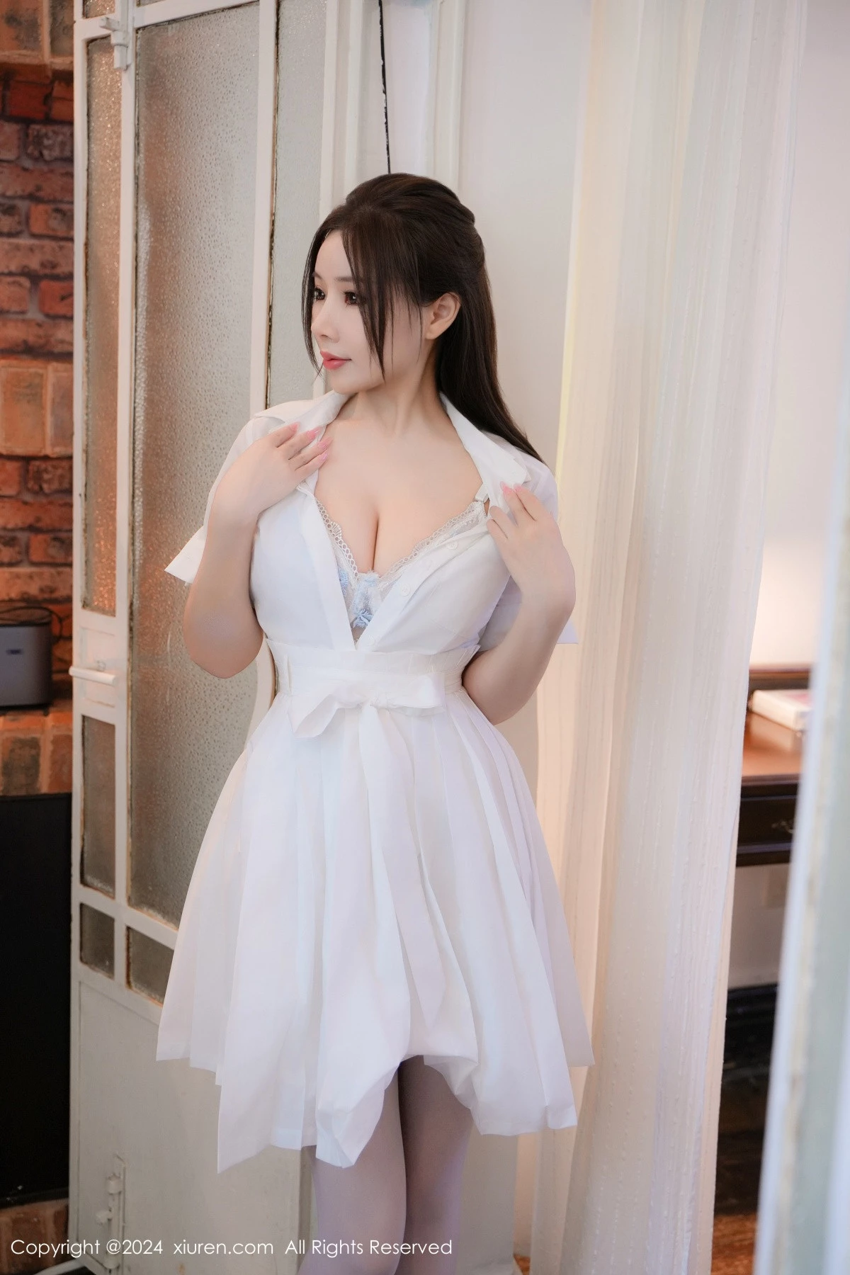 [XiuRen秀人网] 2024.09.10 No.9136 金允珍呐 丝袜美腿 [80+1P] NO.9