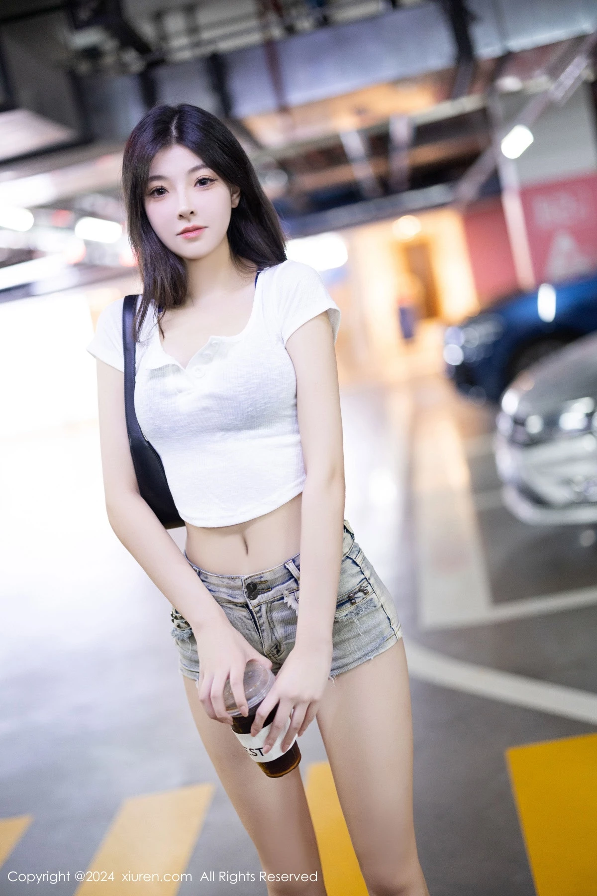 [XiuRen秀人网] 2024.09.11 No.9141 初梦瑶 丝袜美腿 [86+1P] NO.8