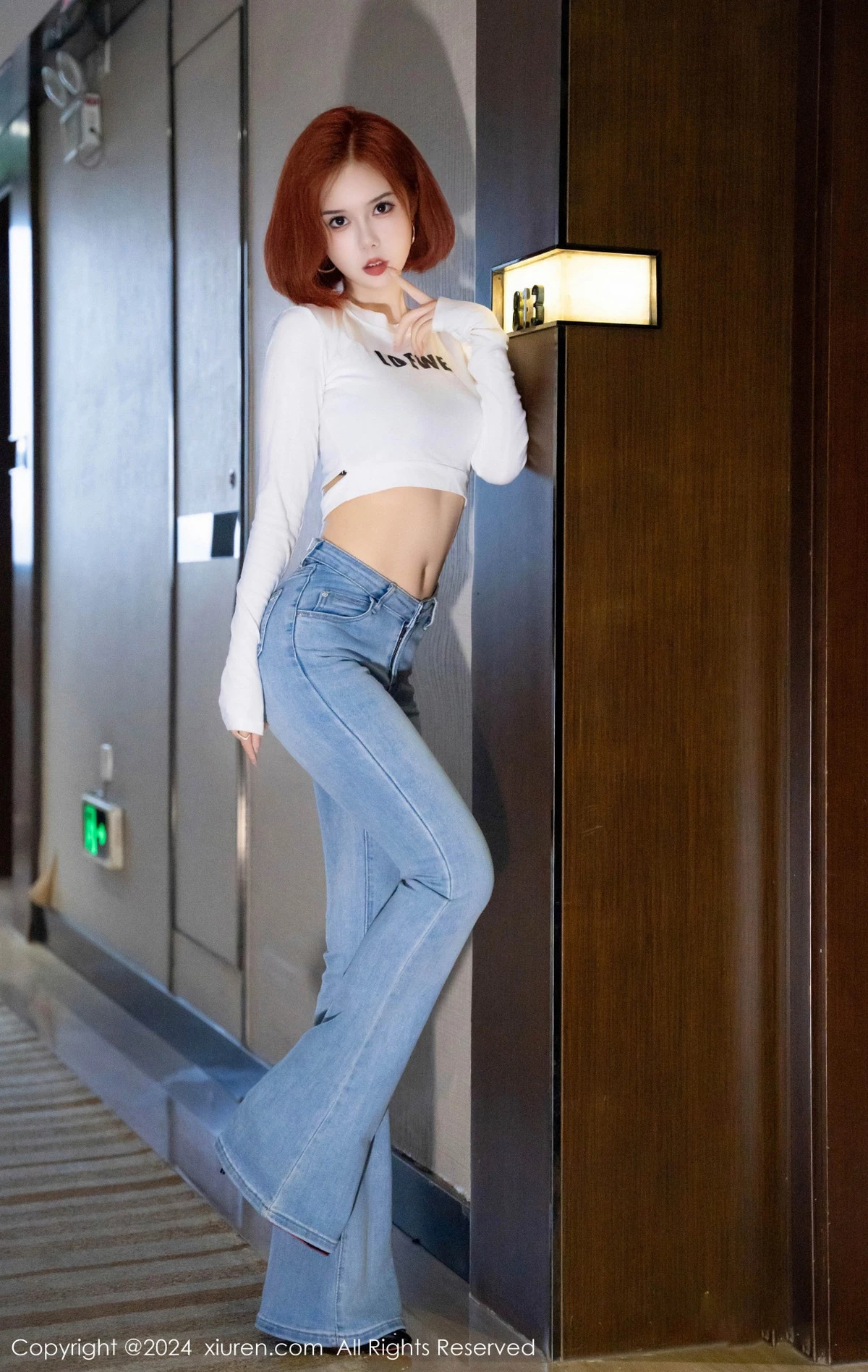 [XiuRen秀人网] 2024.08.22 No.9050 白芷yy 牛仔裤美腿 [78P] NO.1