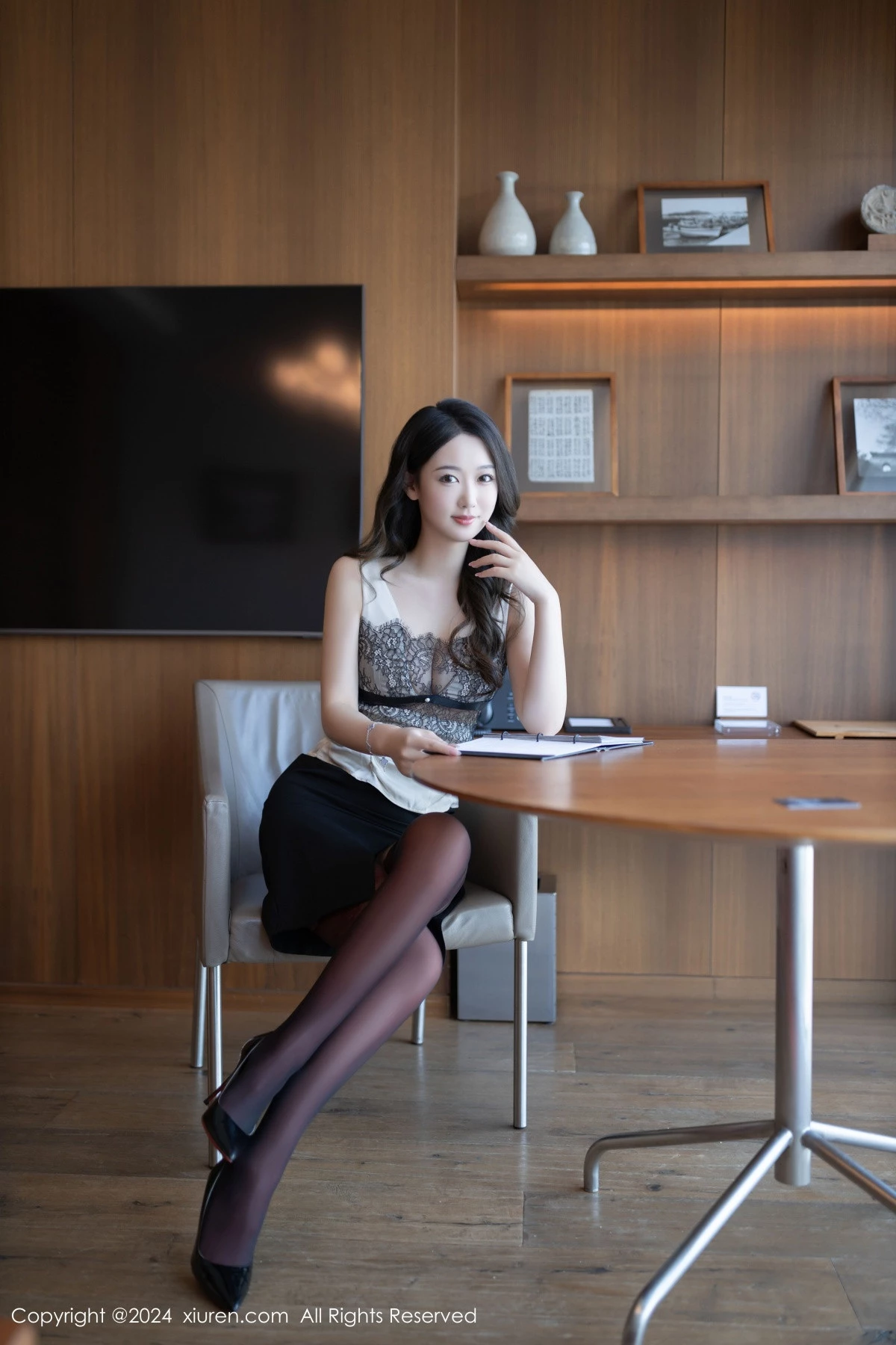 [XiuRen秀人网] 2024.09.29 No.9231 唐安琪 黑丝美腿 [84P] NO.5