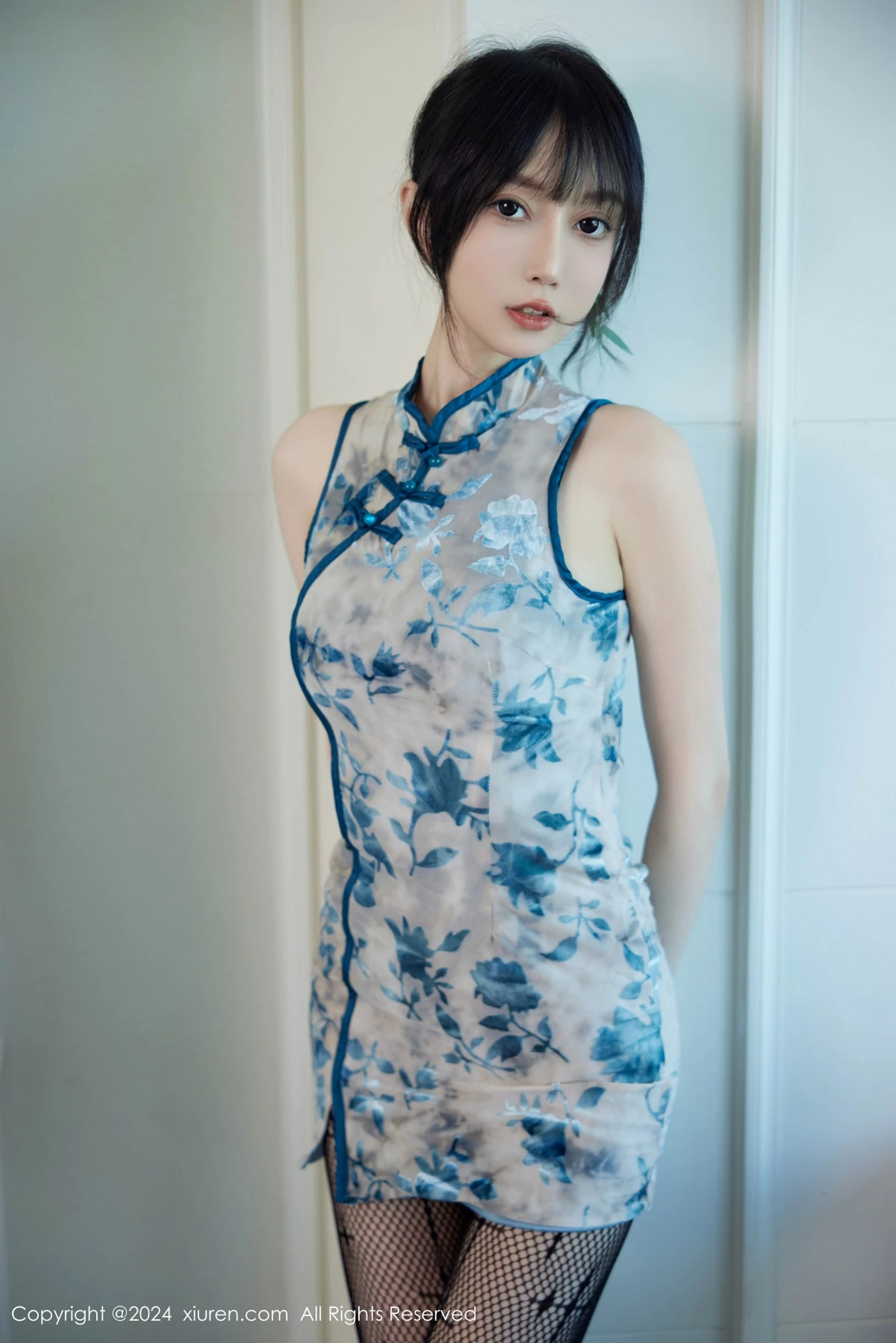 [XiuRen秀人网] 2024.09.30 No.9236 玥儿玥er 美腿丝袜 [74P] NO.9