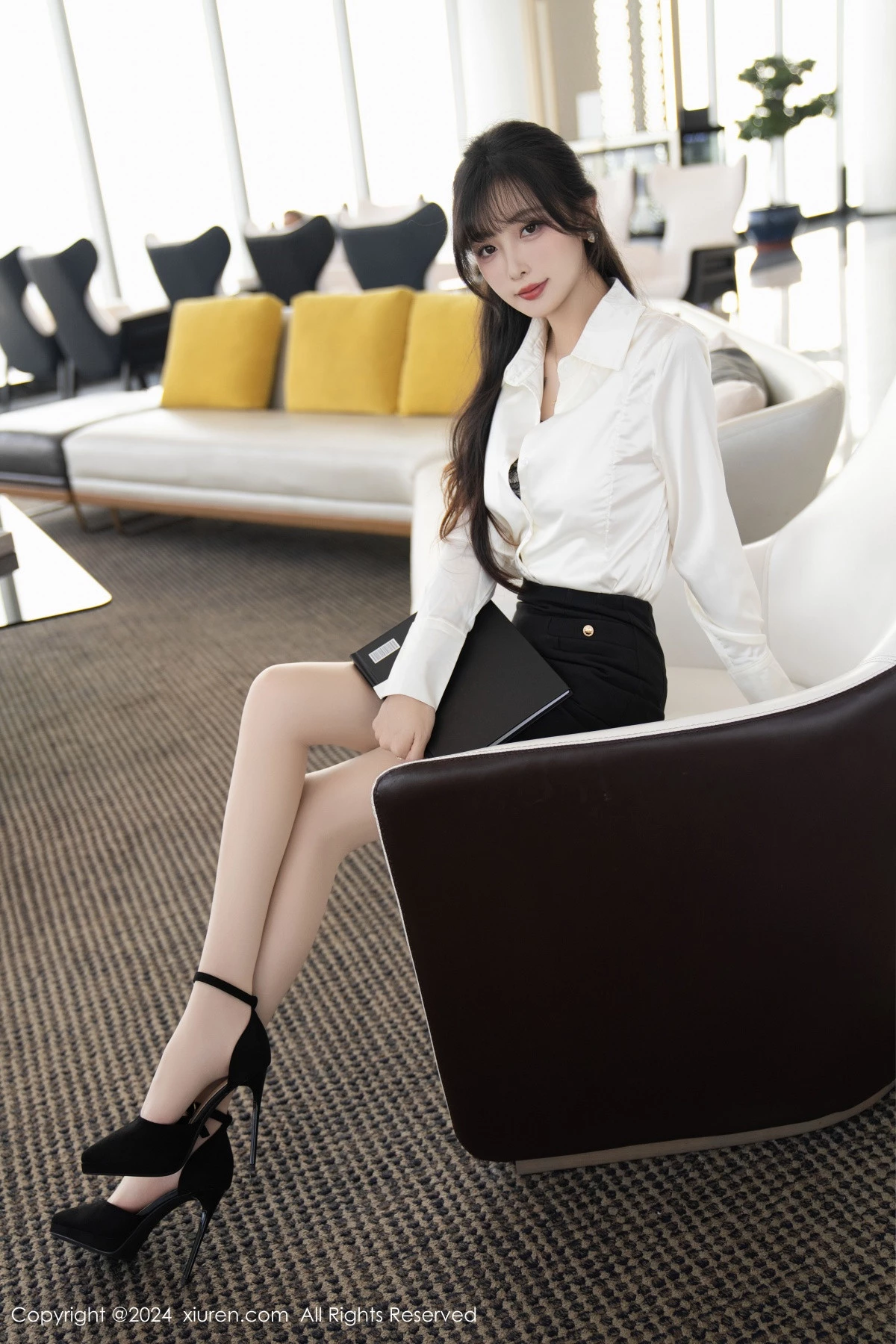 [XiuRen秀人网] 2024.09.30 No.9237 林星阑 黑丝美腿 [107P] NO.1