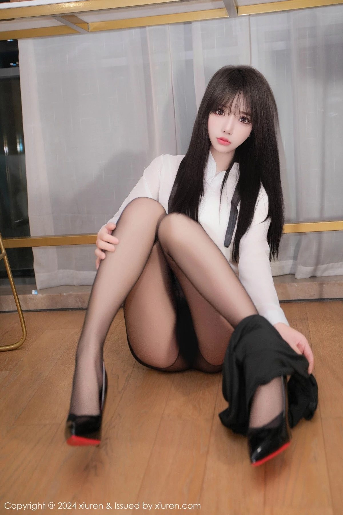 [XiuRen秀人网] 2024.10.08 No.9248 沐言yanyan 黑丝美腿 [80P] NO.11