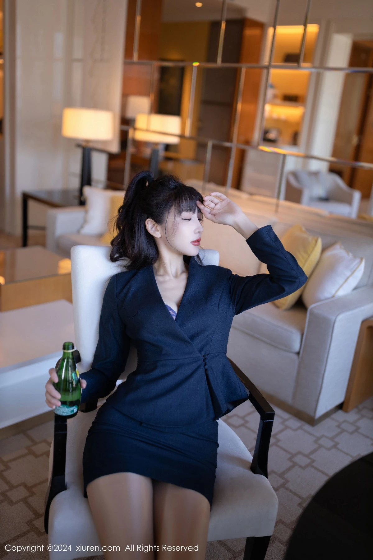 [XiuRen秀人网] 2024.10.10 No.9263 陆萱萱 丝袜美腿 [80P] NO.10