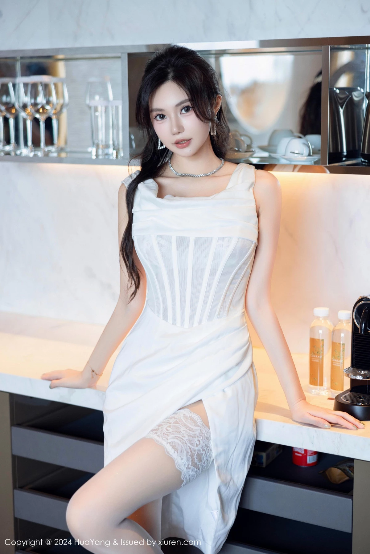 [HuaYang花漾] 2024.10.12 VOL.612 绮里嘉ula 丝袜美腿 [86P] NO.8