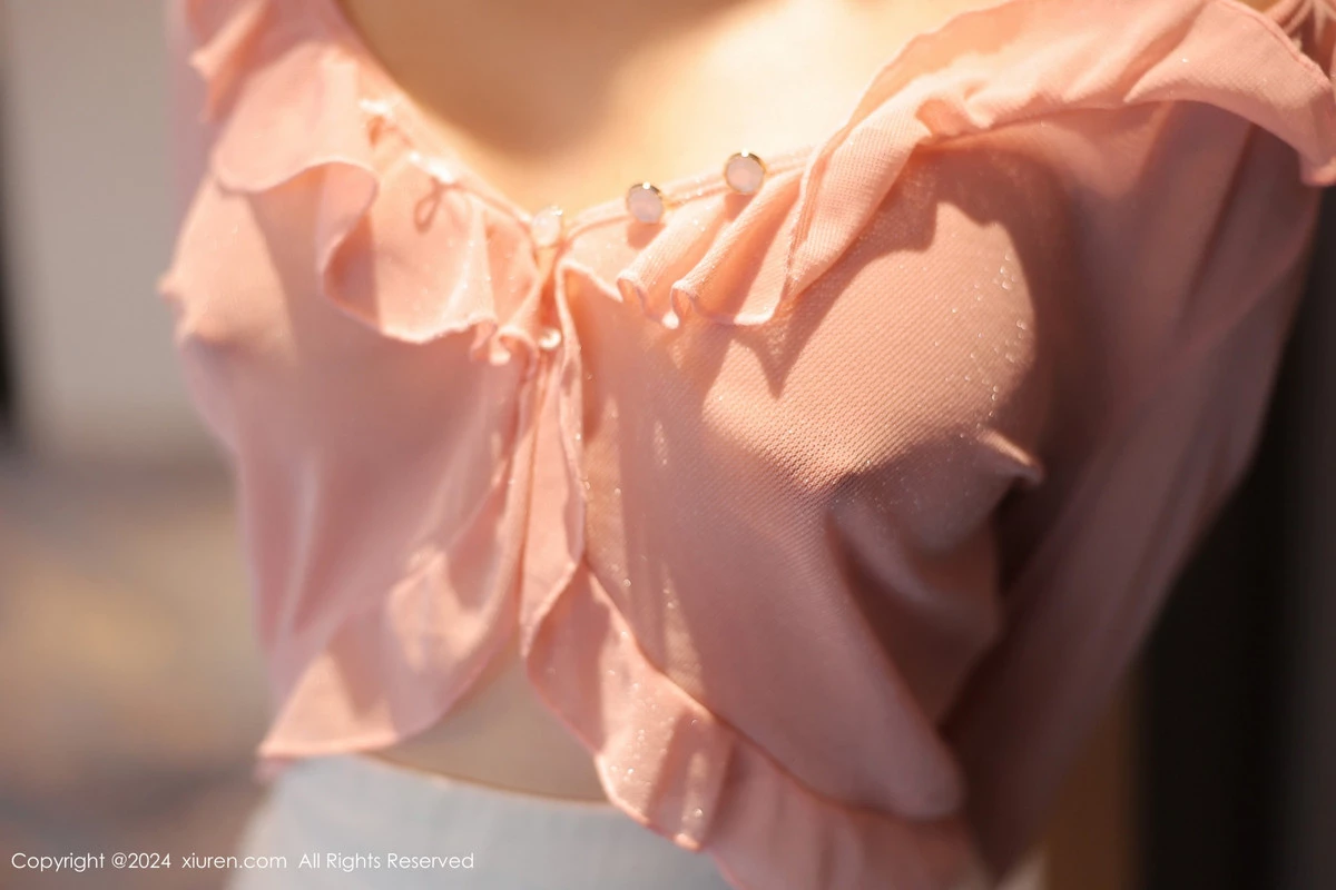 [XiuRen秀人网] 2024.10.12 No.9273 波巧酱 丝袜美腿 [79P] NO.2