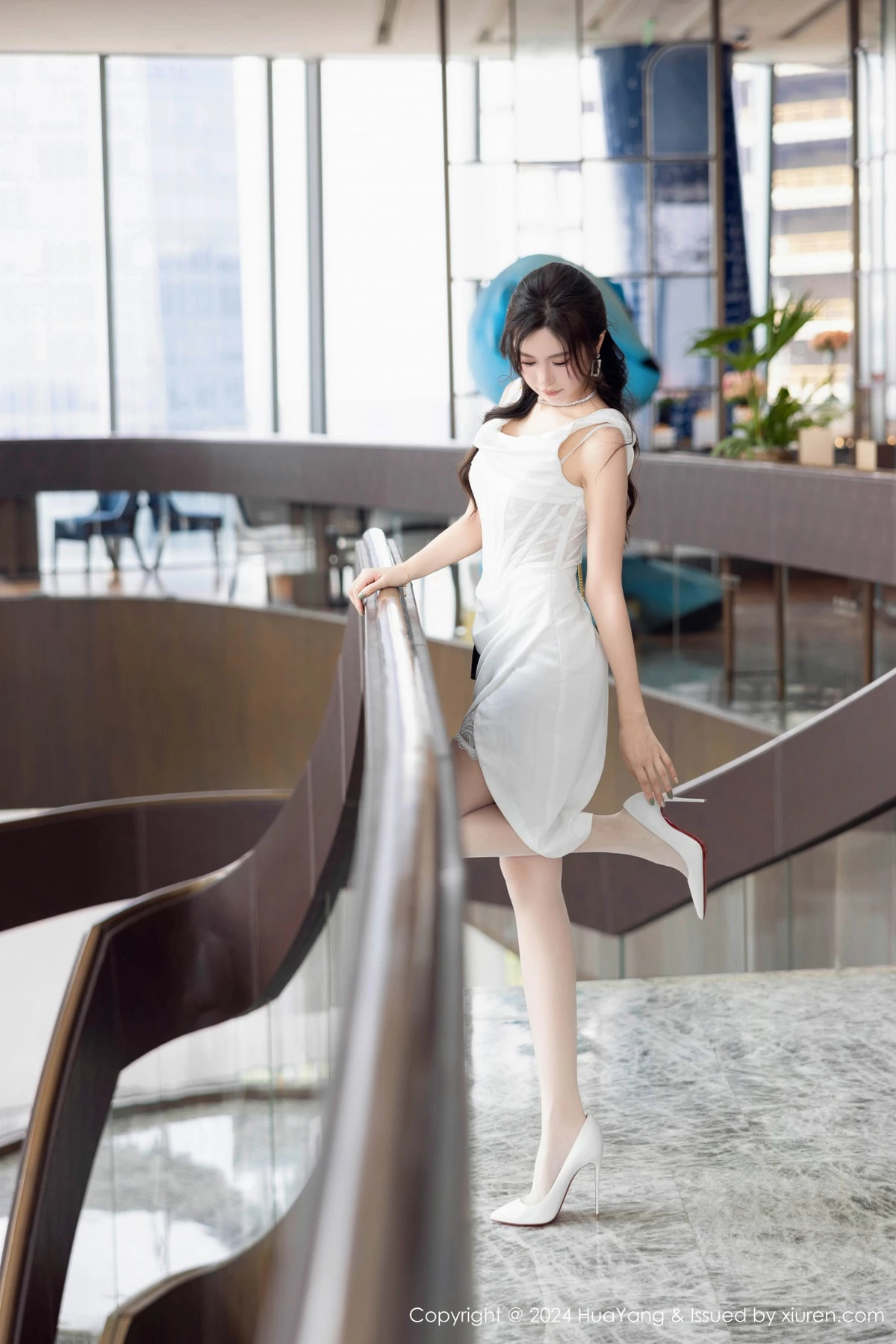 [HuaYang花漾] 2024.10.12 VOL.612 绮里嘉ula 丝袜美腿 [86P] NO.4