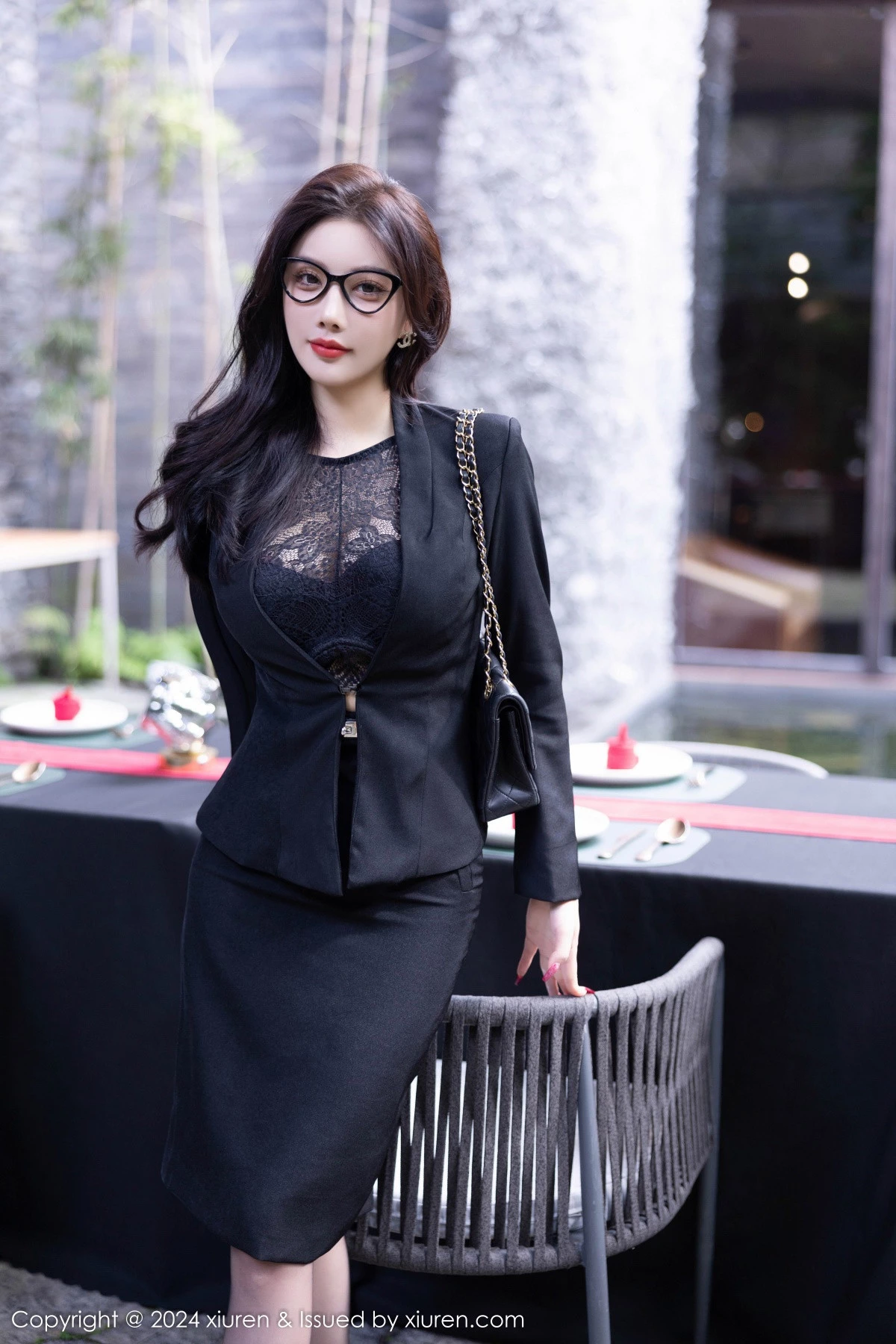 [XiuRen秀人网] 2024.09.20 No.9190 杨晨晨Yome 黑丝美腿 [80P] NO.10