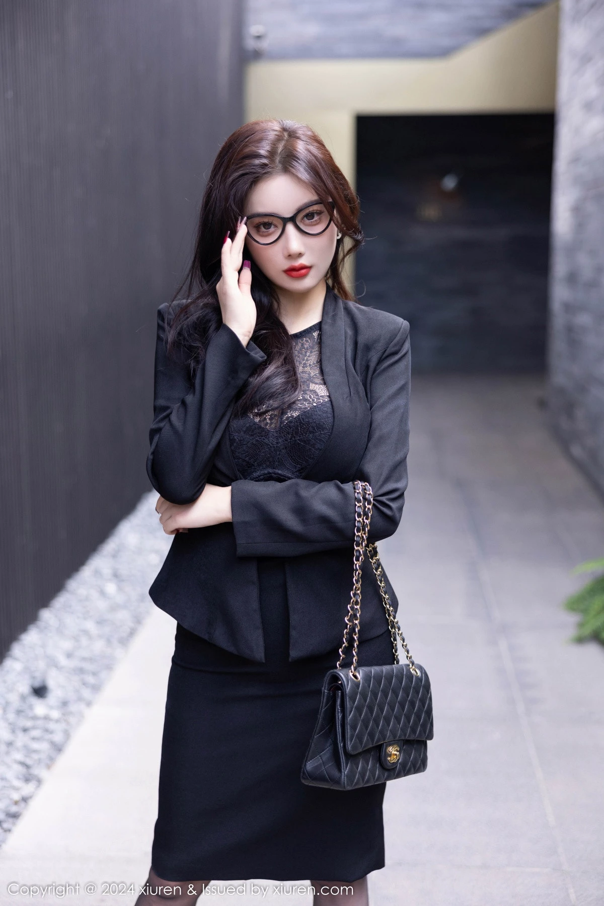 [XiuRen秀人网] 2024.09.20 No.9190 杨晨晨Yome 黑丝美腿 [80P] NO.6