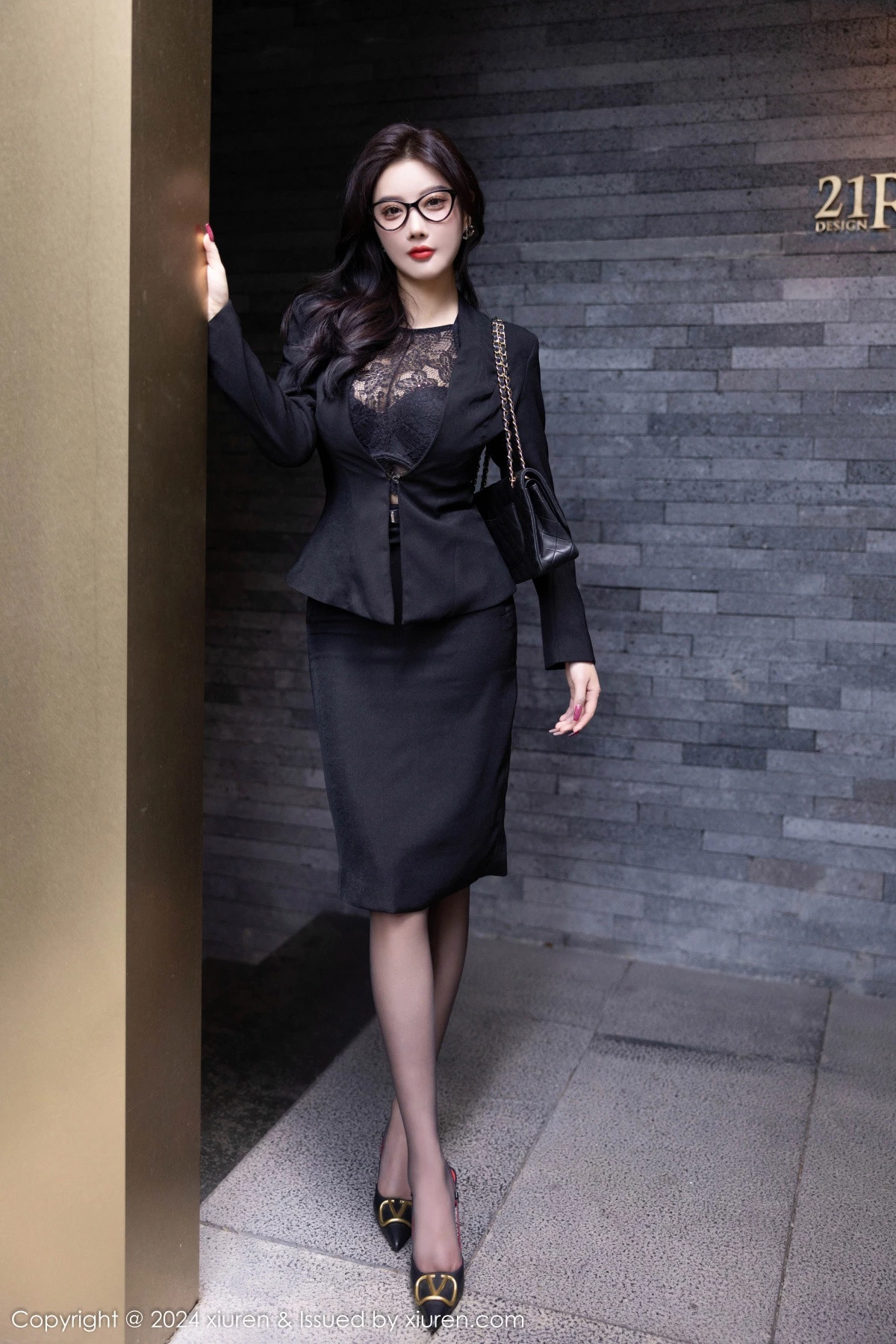 [XiuRen秀人网] 2024.09.20 No.9190 杨晨晨Yome 黑丝美腿 [80P] NO.3