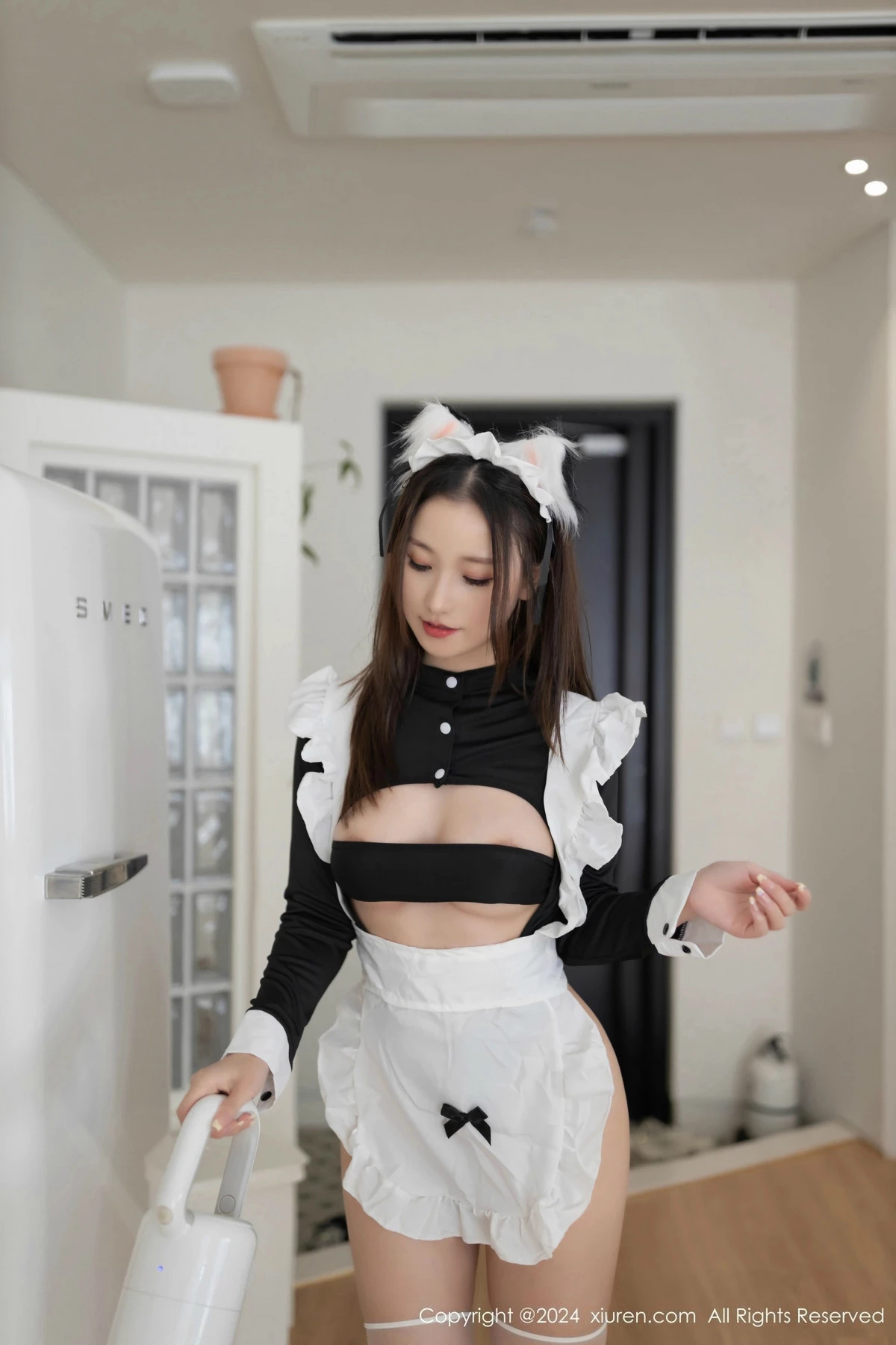 [XiuRen秀人网] 2024.10.30 No.9369 杏子Yada 私房女仆 [79P] NO.4