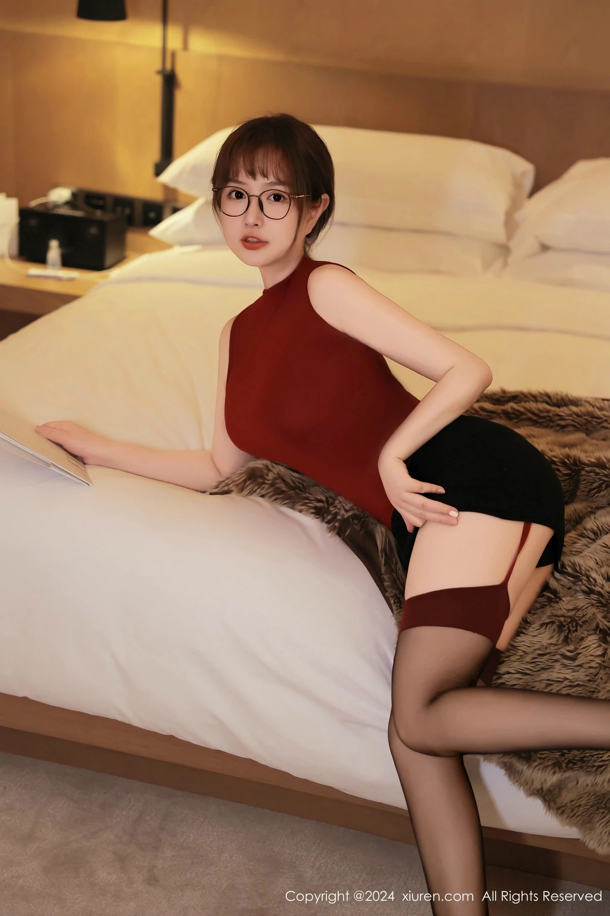 [XiuRen秀人网] 2024.10.30 No.9366 养乐多Doll 黑丝美腿 [53P] NO.4