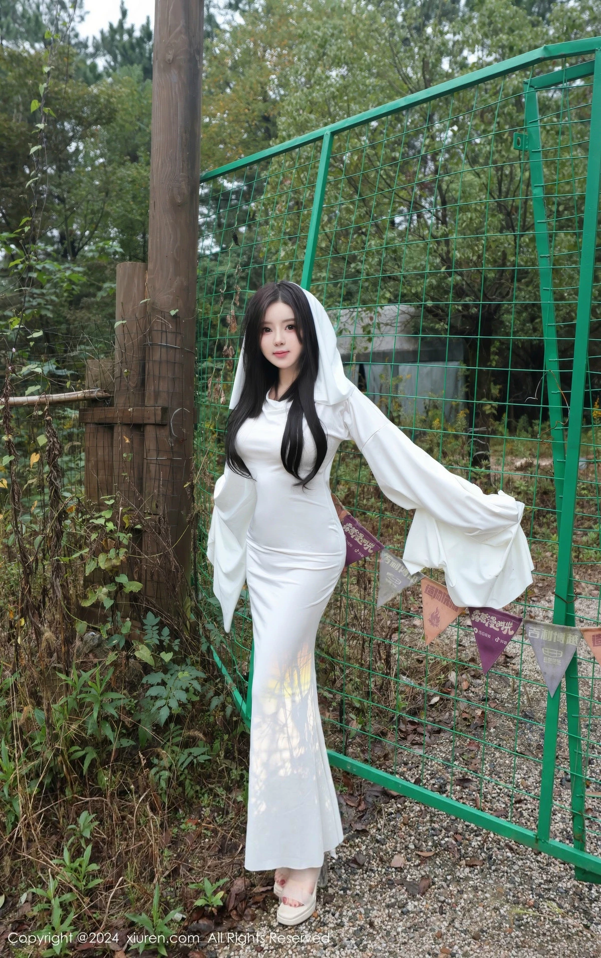 [XiuRen秀人网] 2024.10.31 No.9376 小薯条nienie 丝袜美腿 [81P] NO.2