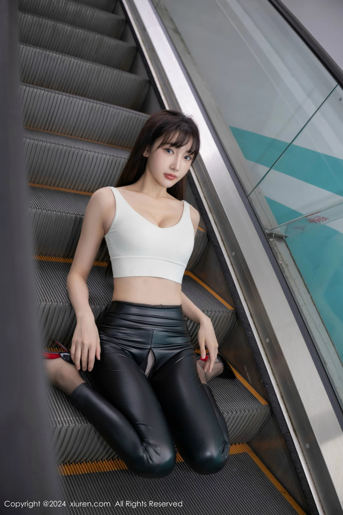 [XiuRen秀人网] 2024.10.31 No.9377 陆萱萱 黑丝美腿 [81P] NO.3