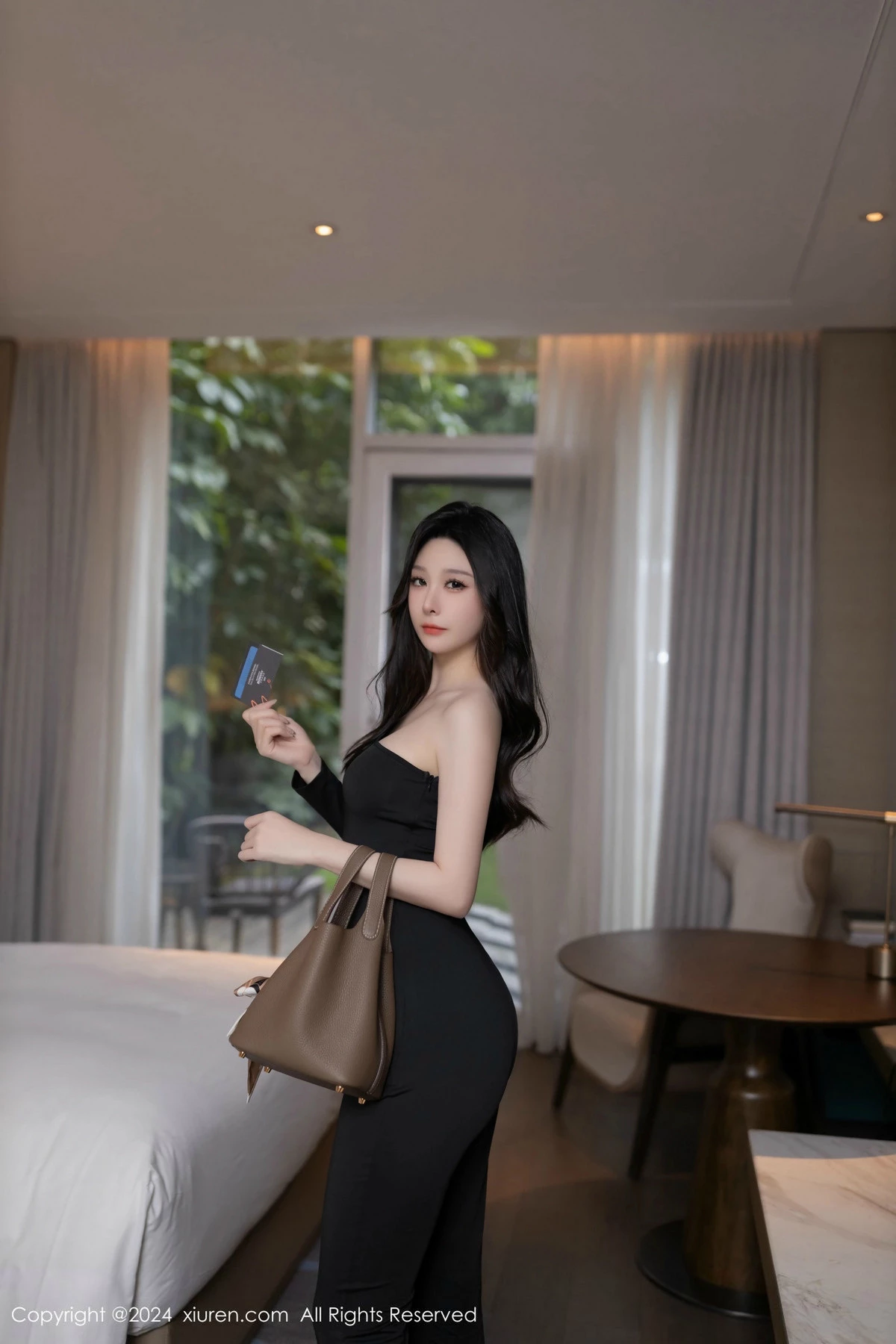 [XiuRen秀人网] 2024.11.01 No.9386 小逗逗 美腿黑丝 [80P] NO.4