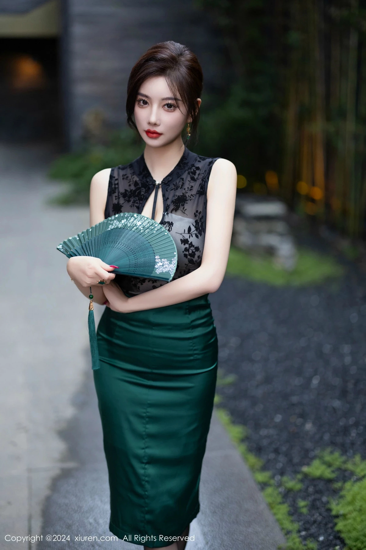 [XiuRen秀人网] 2024.11.01 No.9384 杨晨晨Yome 黑丝美腿 [80P] NO.7