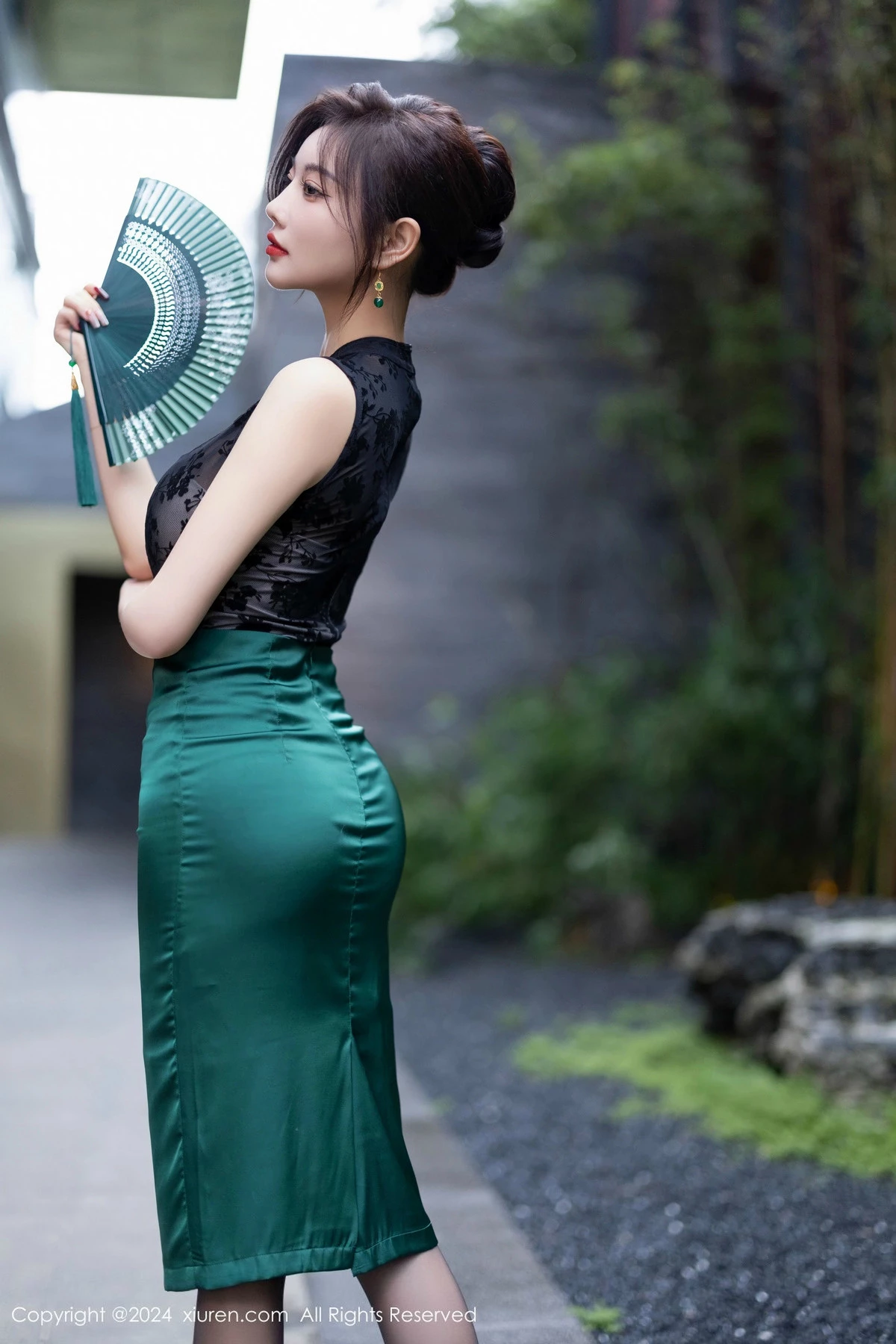 [XiuRen秀人网] 2024.11.01 No.9384 杨晨晨Yome 黑丝美腿 [80P] NO.3