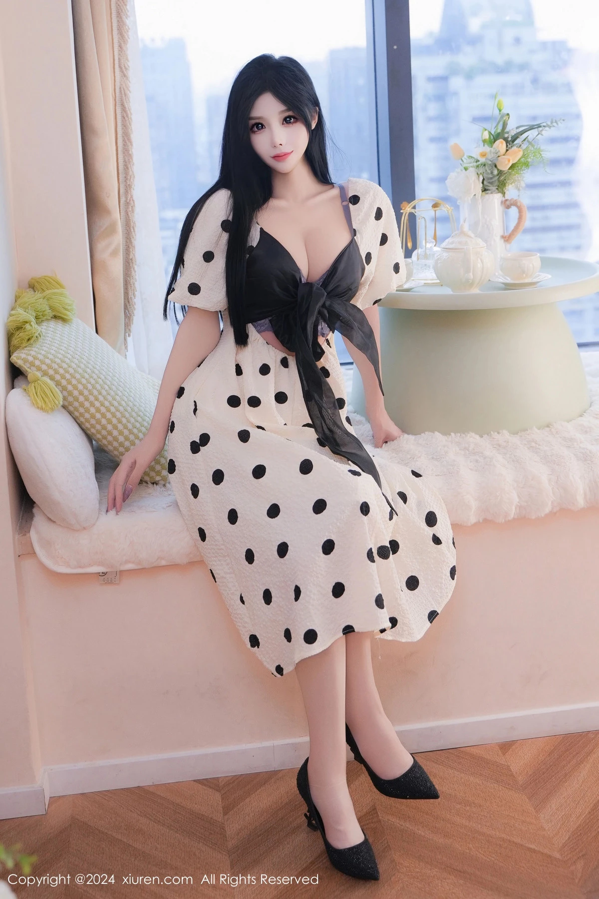 [XiuRen秀人网] 2024.11.11 No.9425 陈芊儿 丝袜美腿 [80P] NO.8