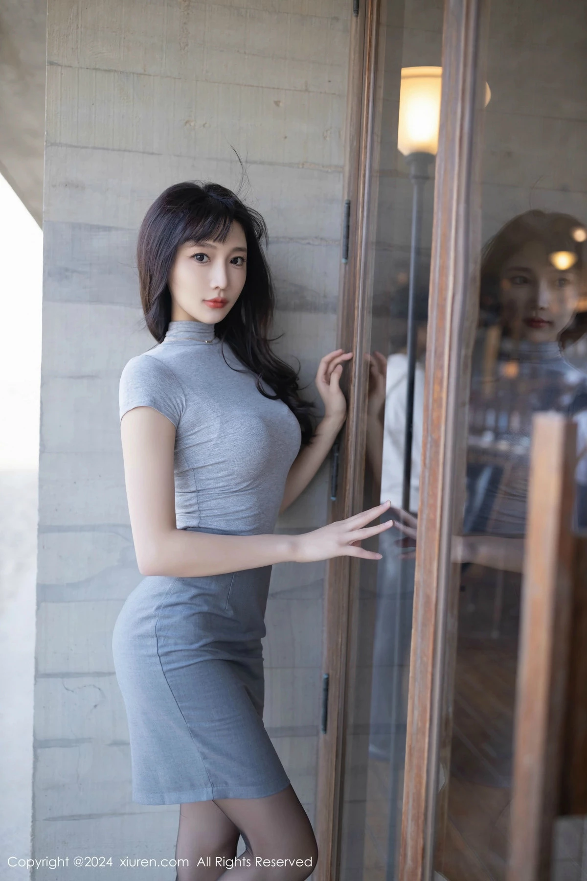 [XiuRen秀人网] 2024.11.14 No.9450 陆萱萱 黑丝美腿 [80P] NO.5