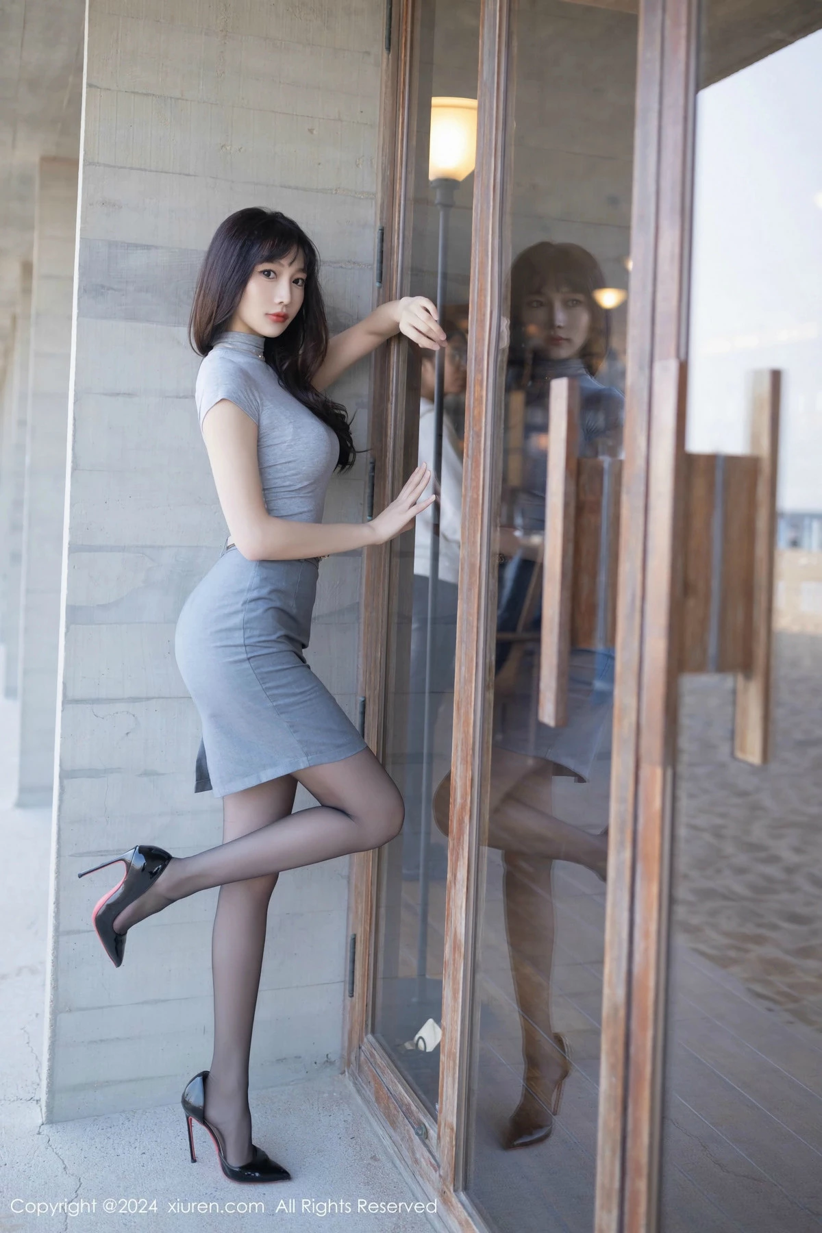 [XiuRen秀人网] 2024.11.14 No.9450 陆萱萱 黑丝美腿 [80P] NO.6