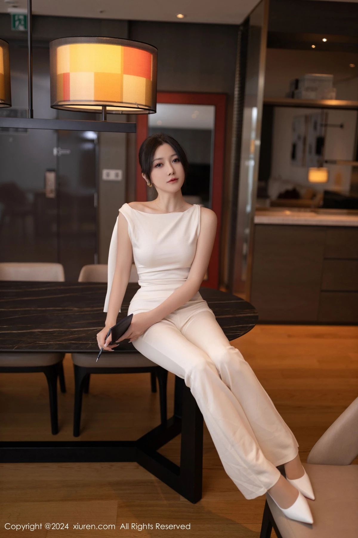 [XiuRen秀人网] 2024.11.15 No.9457 鱼子酱Fish 丝袜美腿 [80P] NO.12