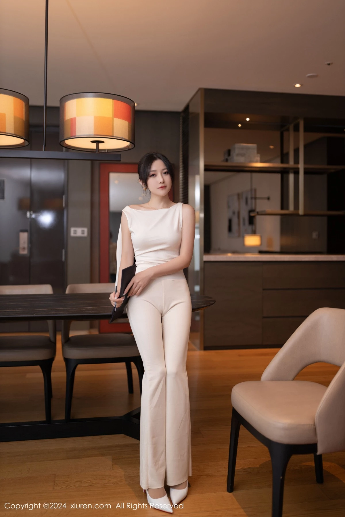 [XiuRen秀人网] 2024.11.15 No.9457 鱼子酱Fish 丝袜美腿 [80P] NO.11