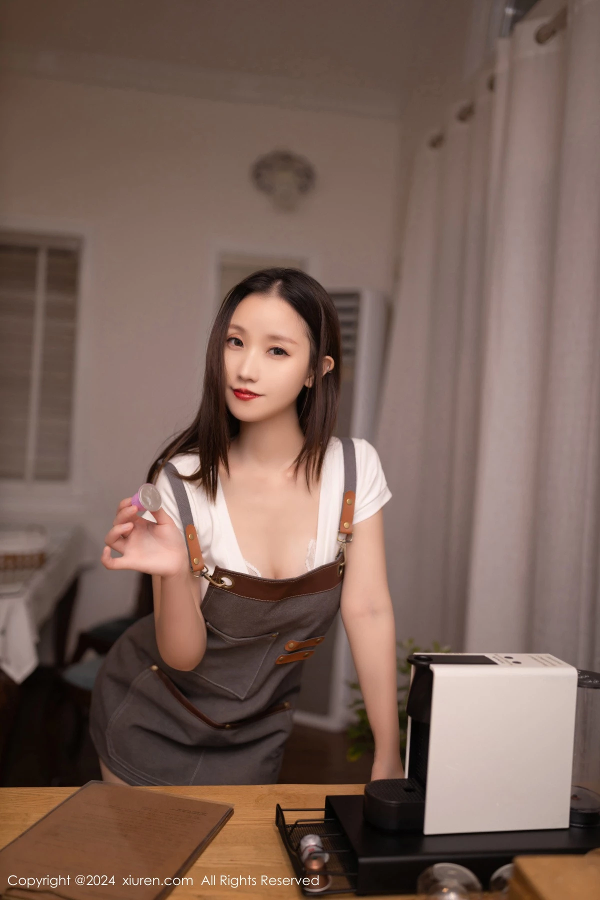 [XiuRen秀人网] 2024.10.23 No.9335 杏子Yada 丝袜美腿 [82P] NO.5