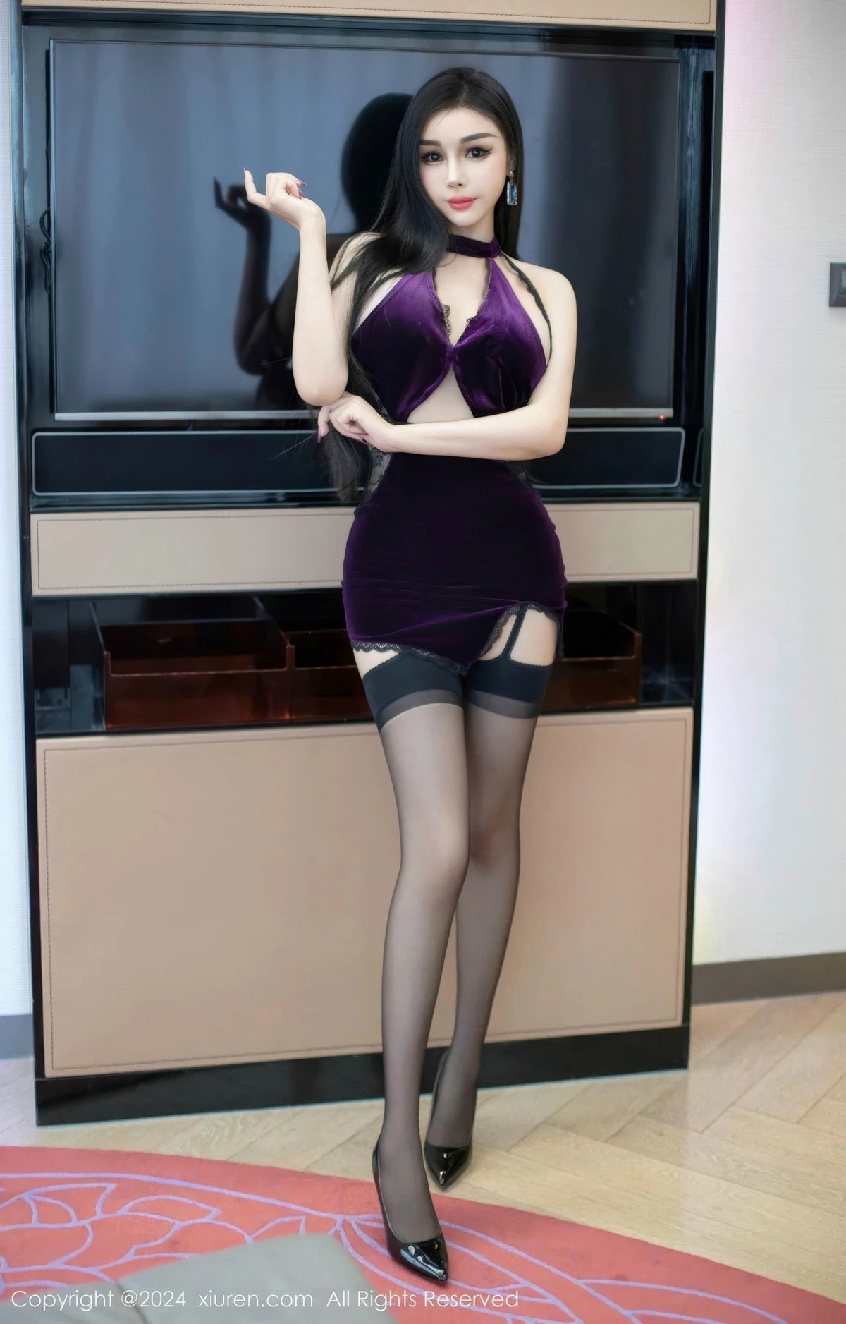 [XiuRen秀人网] 2024.10.25 No.9341 田冰冰 黑丝美腿 [58P] NO.2